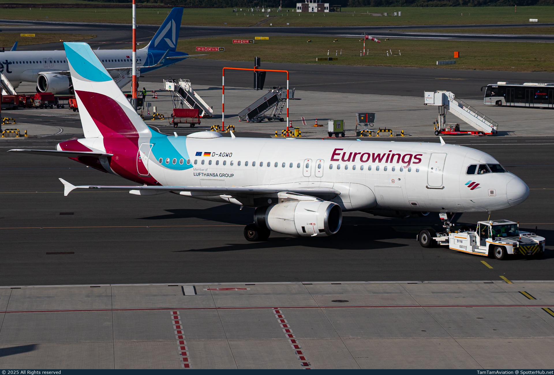 Photo of D-AGWO - Airbus A319-132 operated by Eurowings