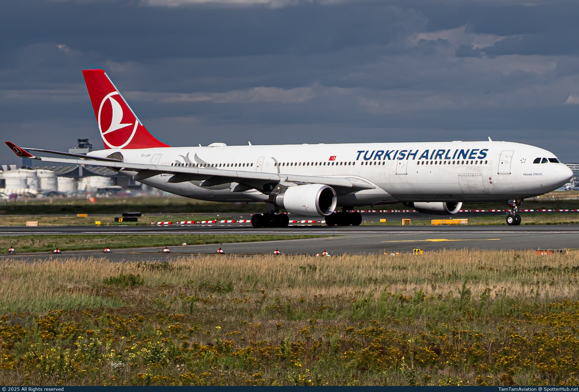 Photo of TC-JOG - Airbus A330-303 operated by Turkish Airlines