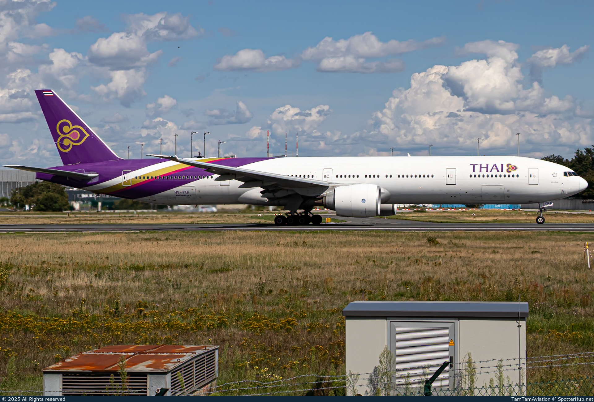 Photo of HS-TKK - Boeing 777-3AL(ER) operated by Thai Airways International