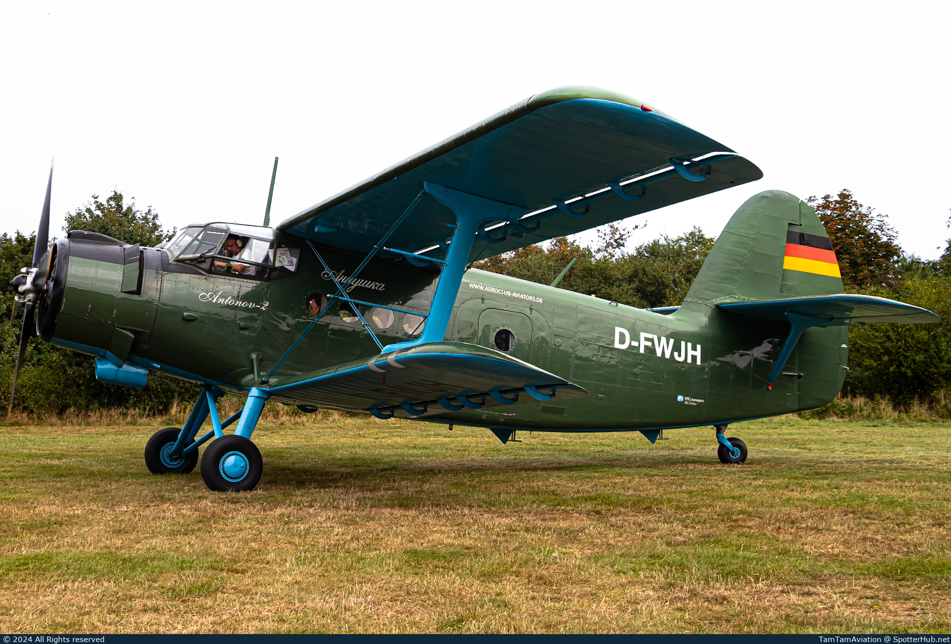 Photo of D-FWJH - PZL-Mielec An-2TD