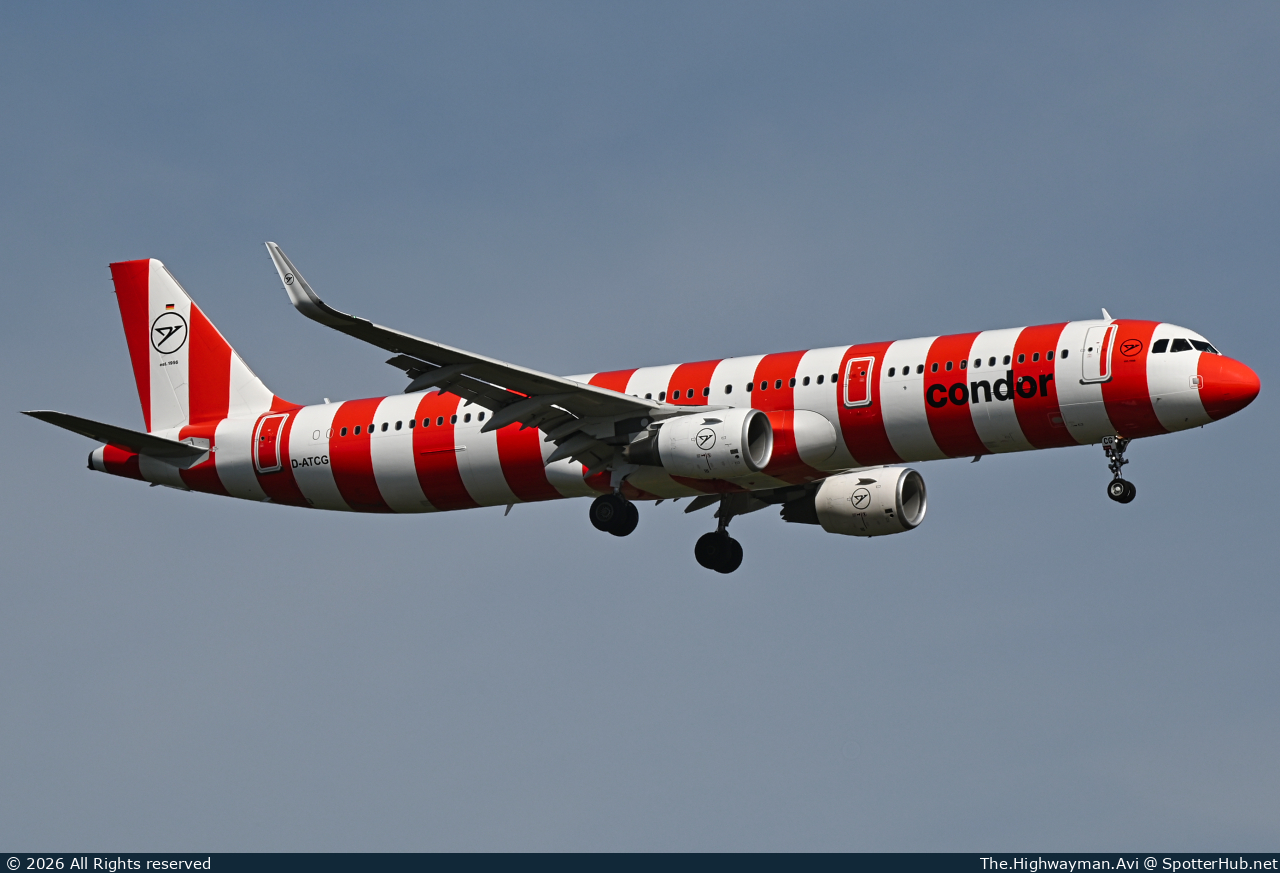 Photo of D-ATCG - Airbus A321-211 operated by Condor