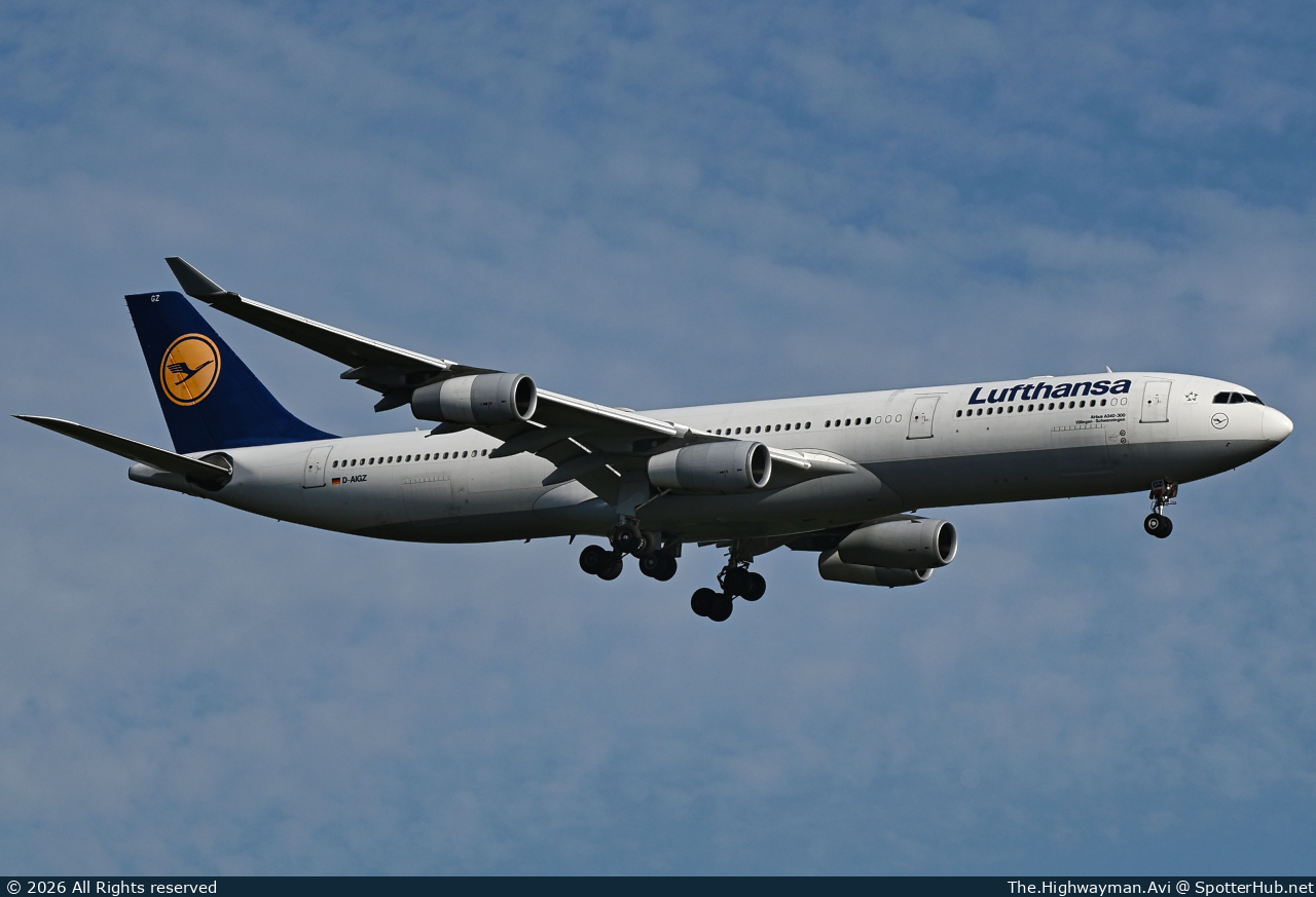 Photo of D-AIGZ - Airbus A340-313 operated by Lufthansa