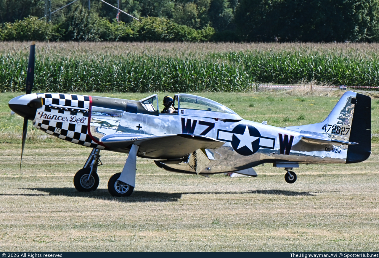 Photo of OO-NZW - North American P-51D Mustang operated by Flying Legends
