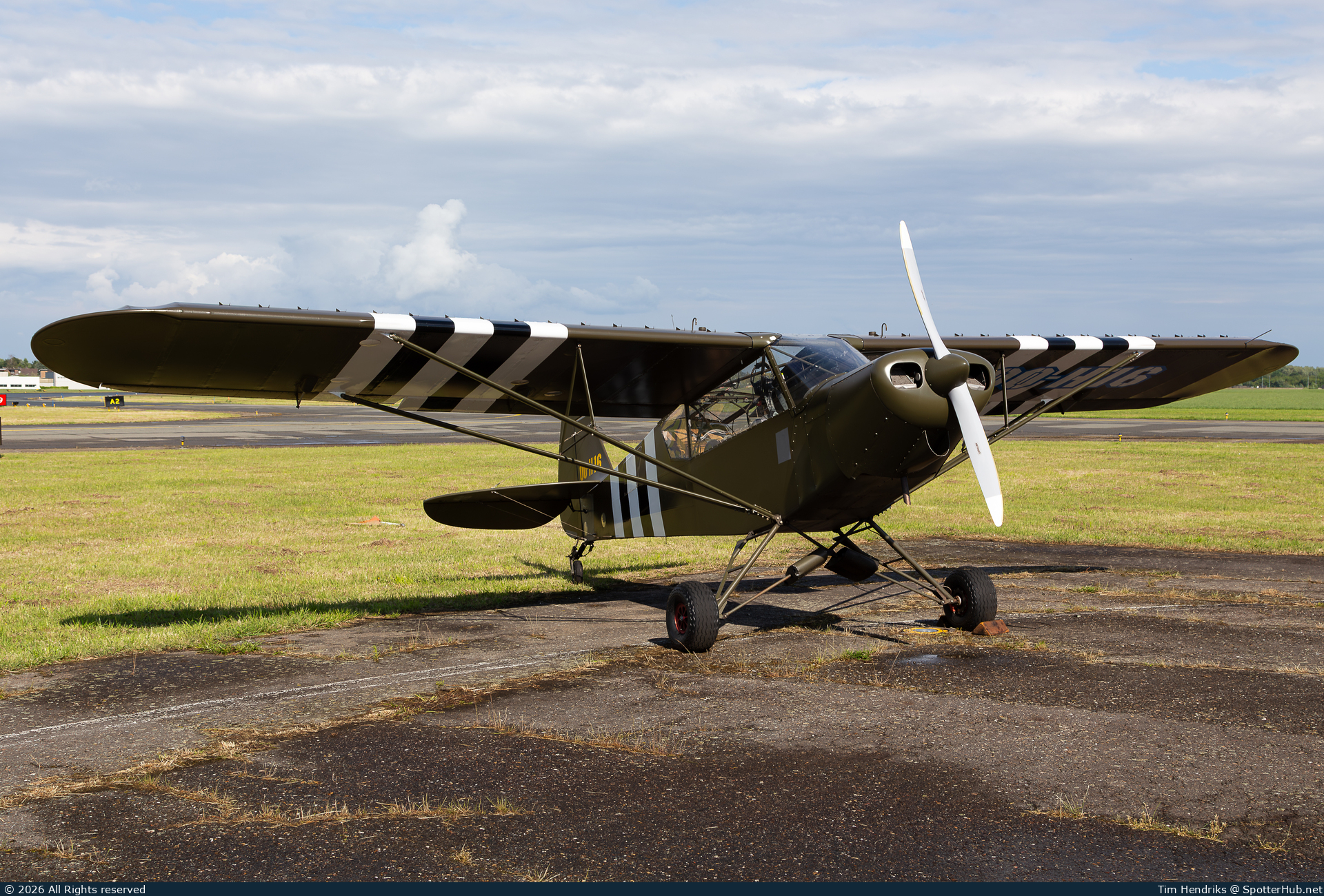 Photo of OO-H16 - Zlin Savage Cub operated by Private