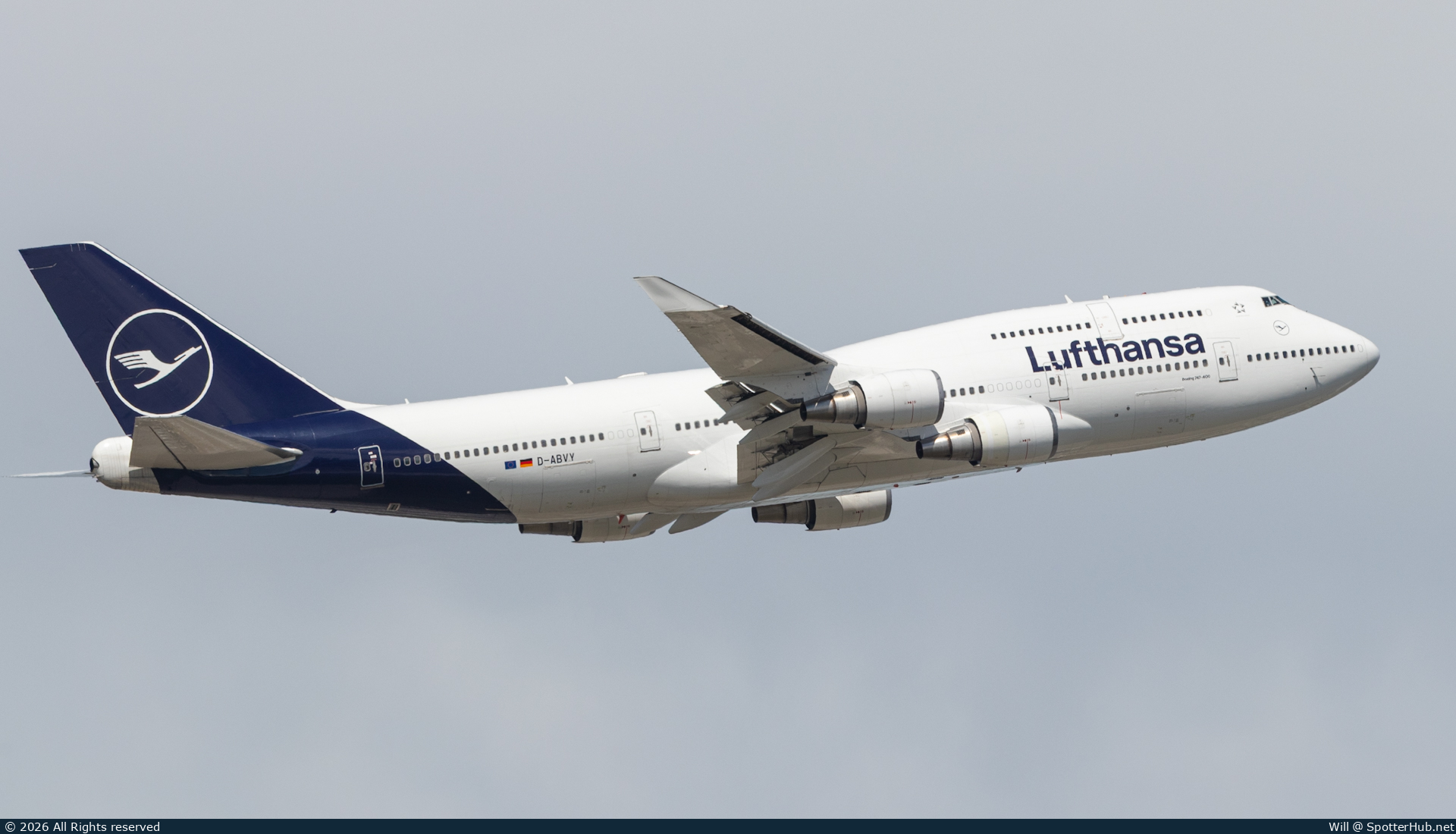 Photo of D-ABVY - Boeing 747-430 operated by Lufthansa