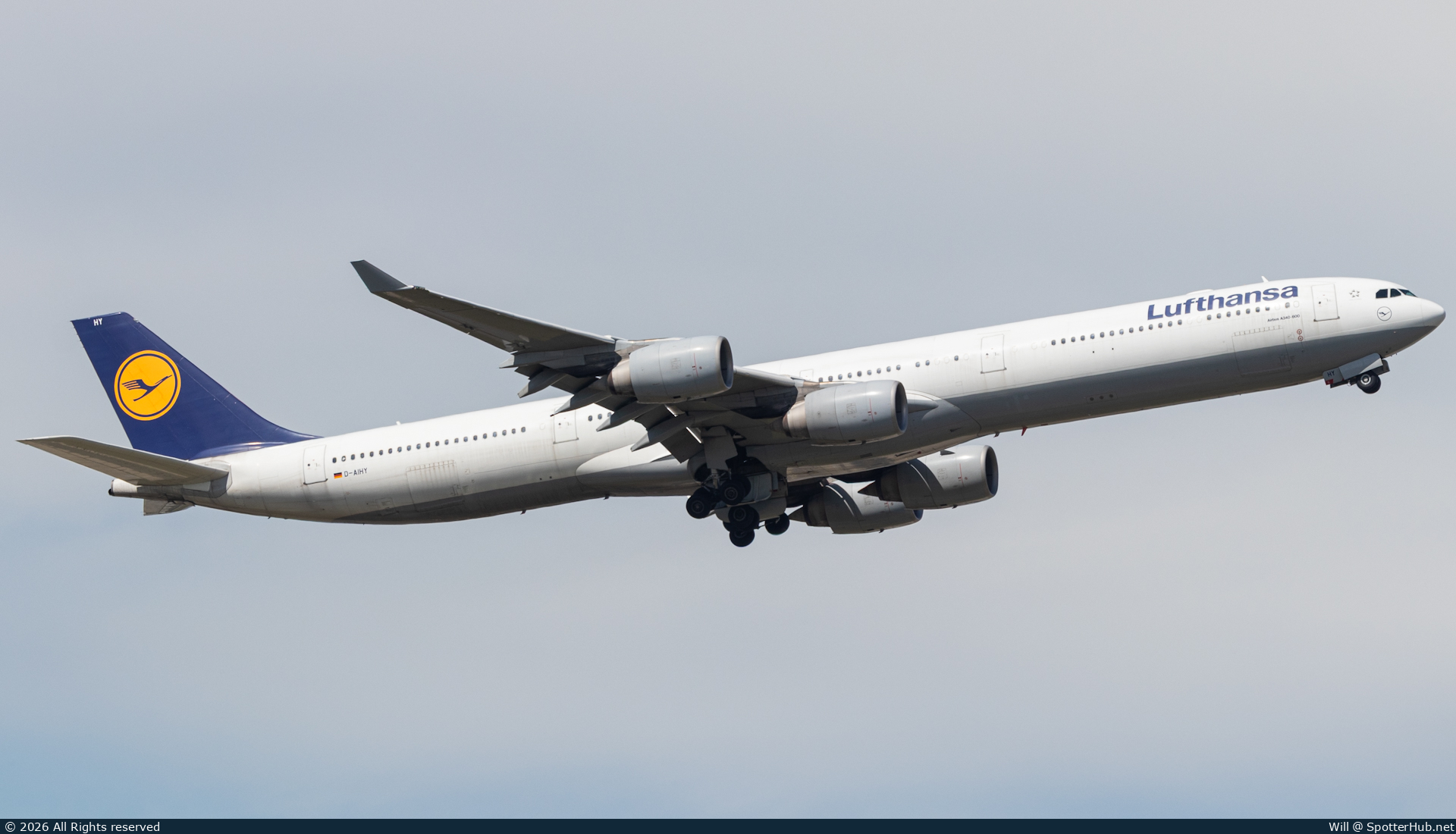 Photo of D-AIHY - Airbus A340-642 operated by Lufthansa