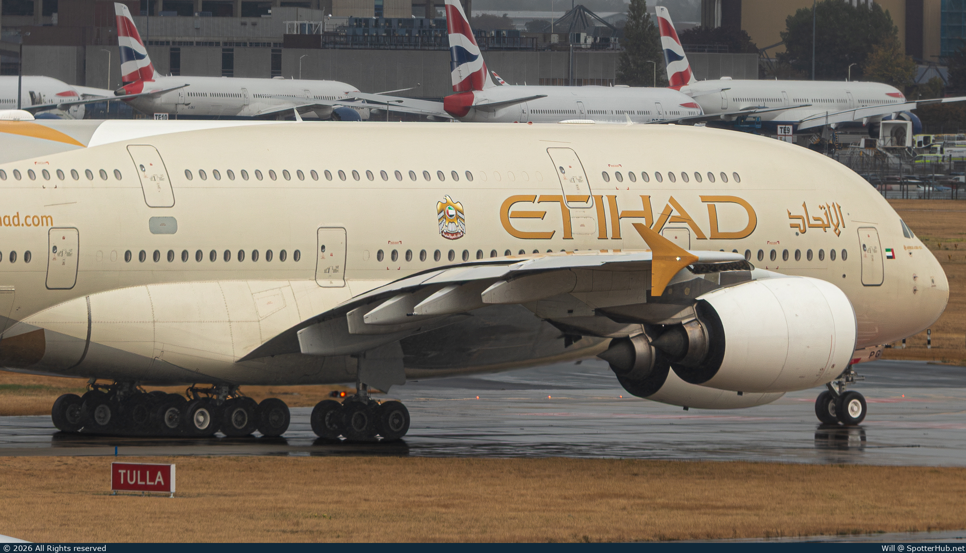 Photo of A6-APG - Airbus A380-861 operated by Etihad Airways
