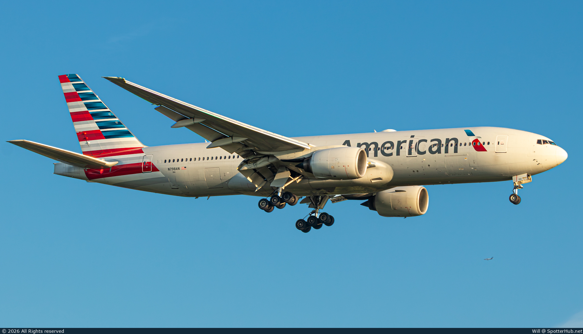 Photo of N798AN - Boeing 777-223(ER) operated by American Airlines
