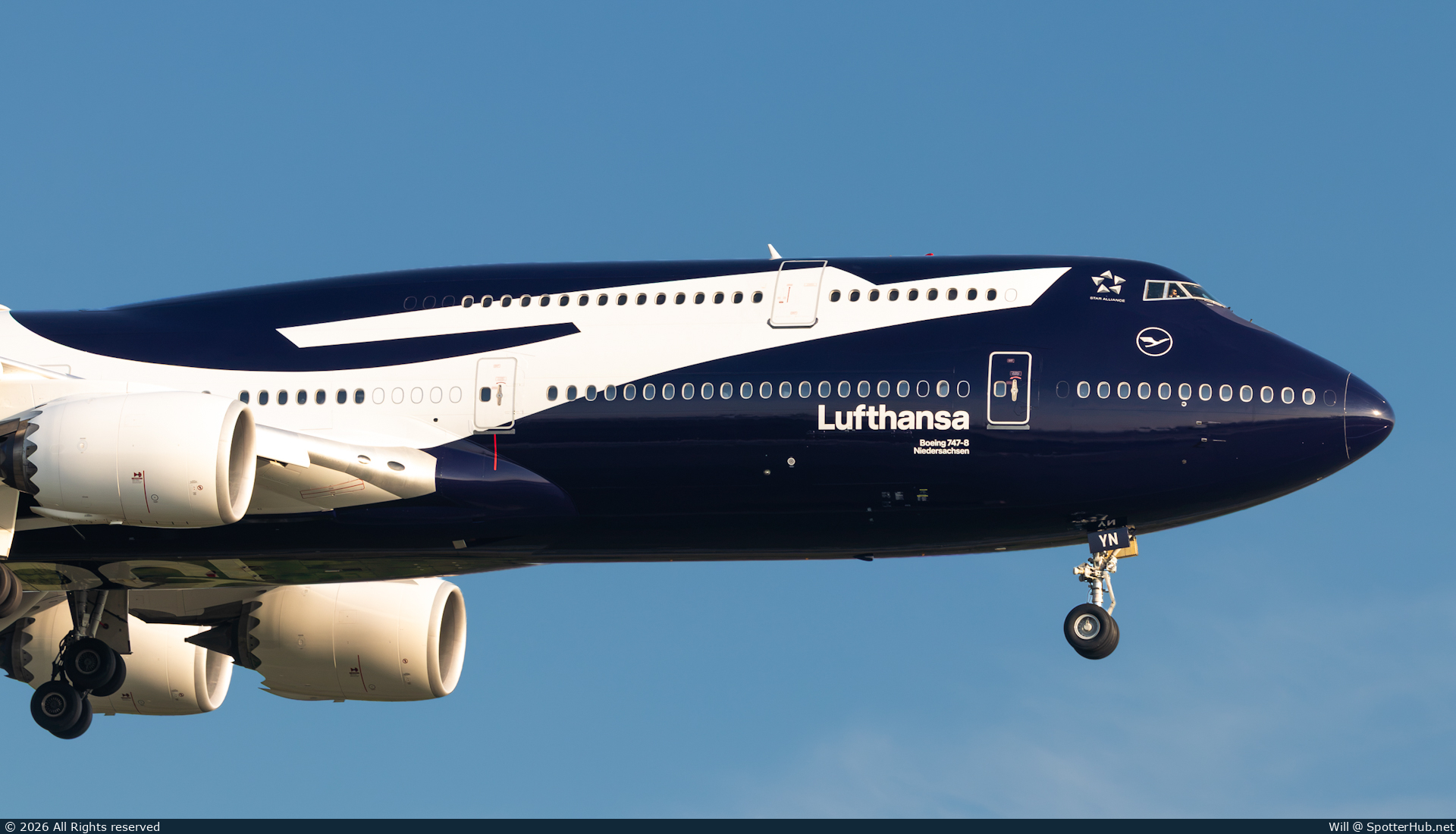 Photo of D-ABYN - Boeing 747-830 operated by Lufthansa