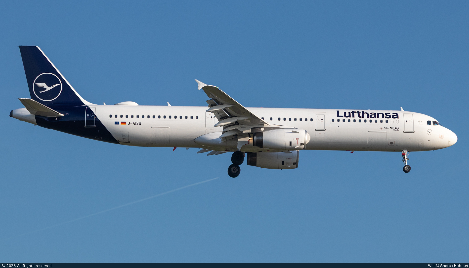 Photo of D-AISW - Airbus A321-231 operated by Lufthansa