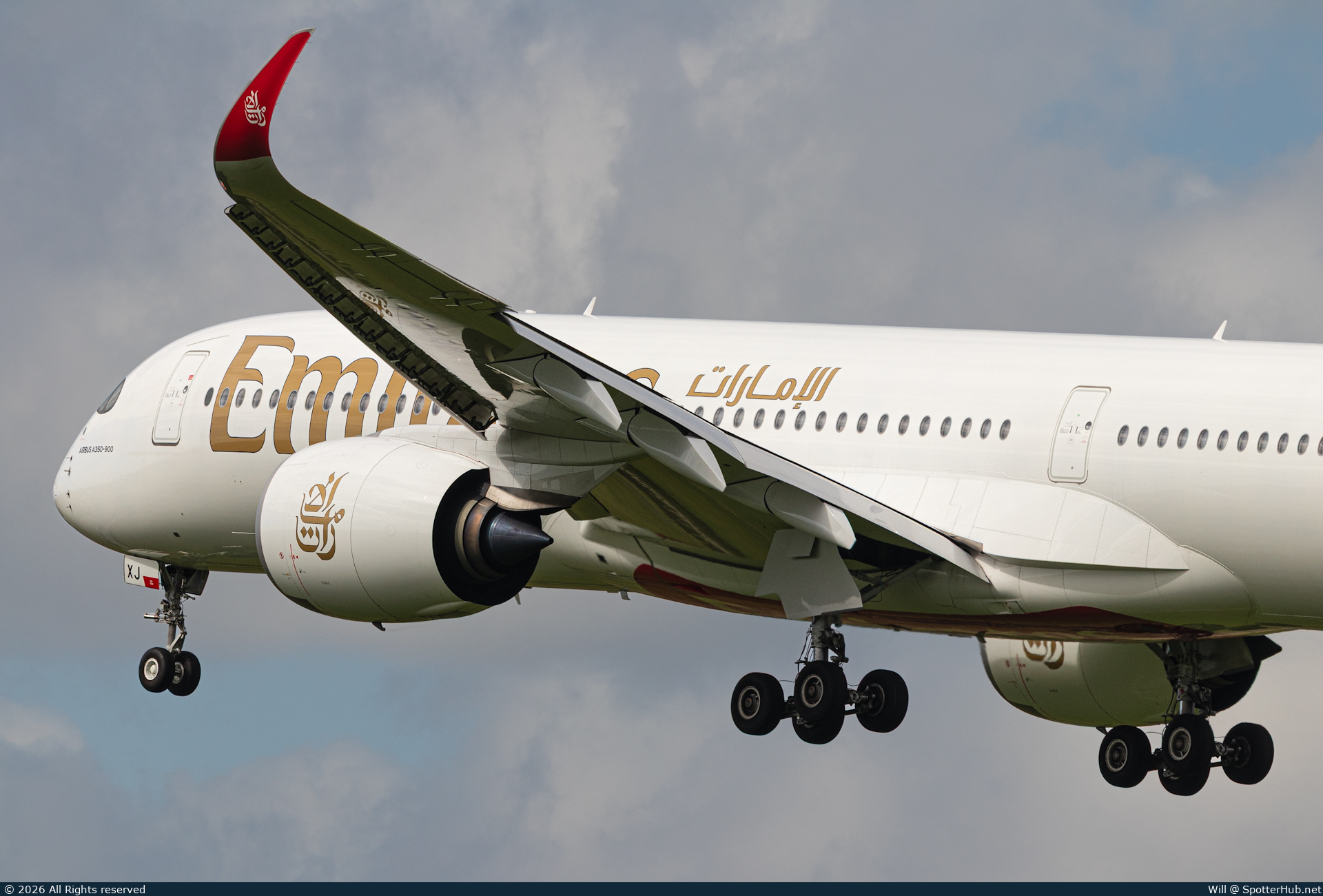 Photo of A6-EXJ - Airbus A350-941 operated by Emirates
