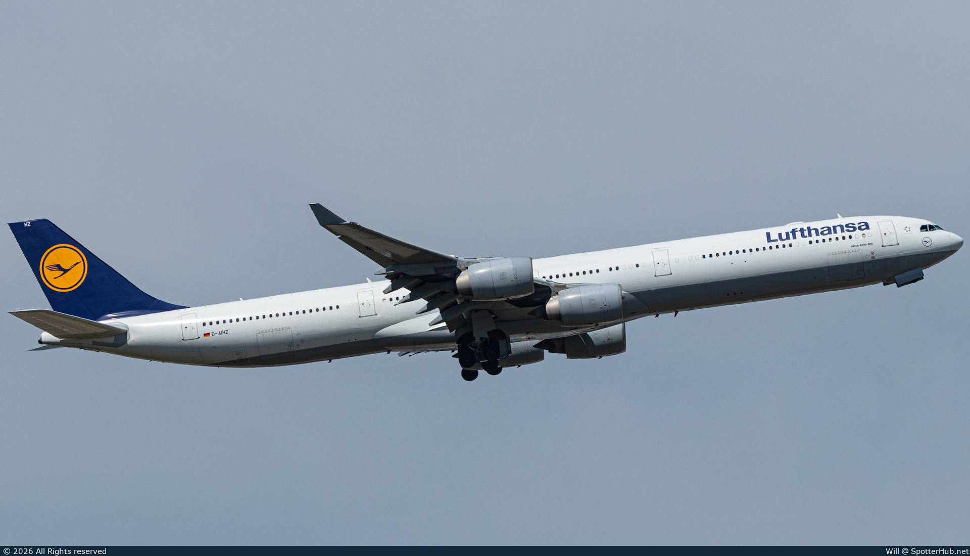 Photo of D-AIHZ - Airbus A340-642 operated by Lufthansa