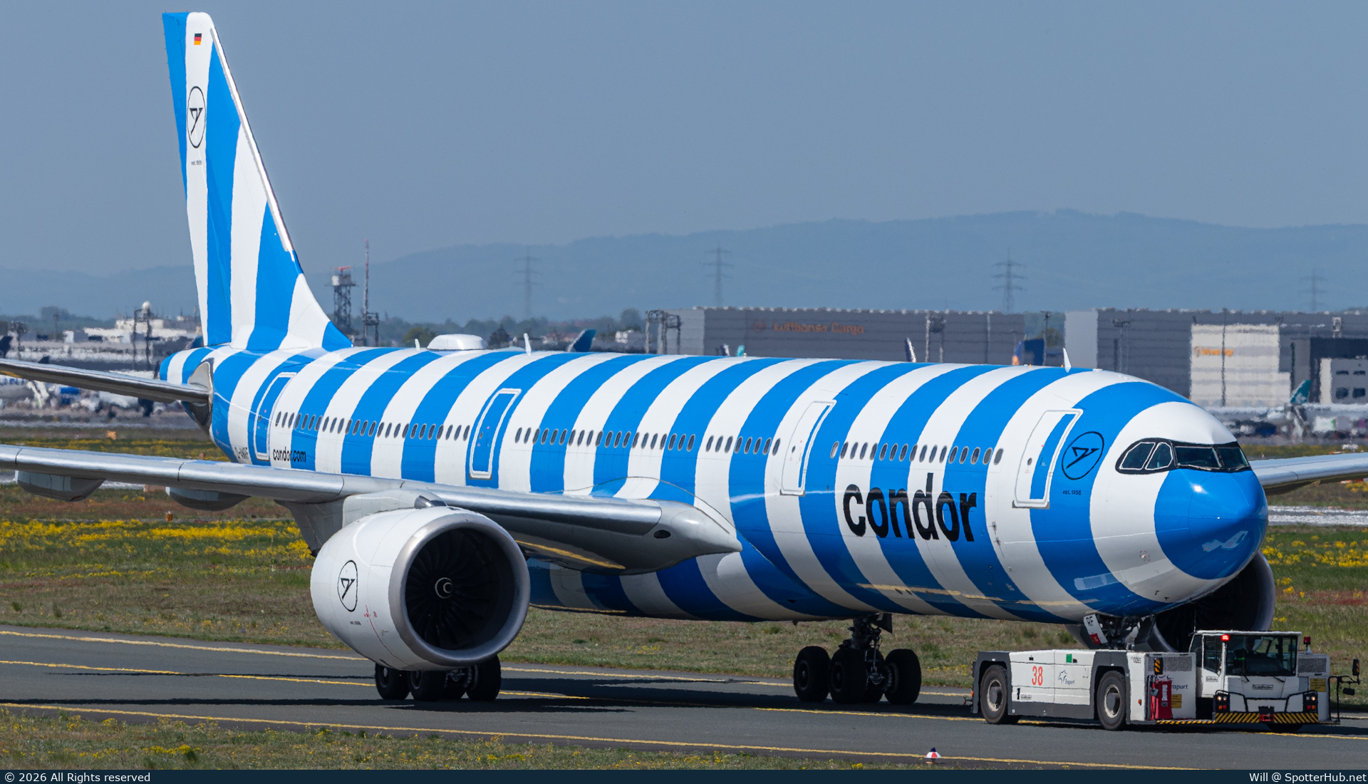 Photo of D-ANRF - Airbus A330-941 operated by Condor