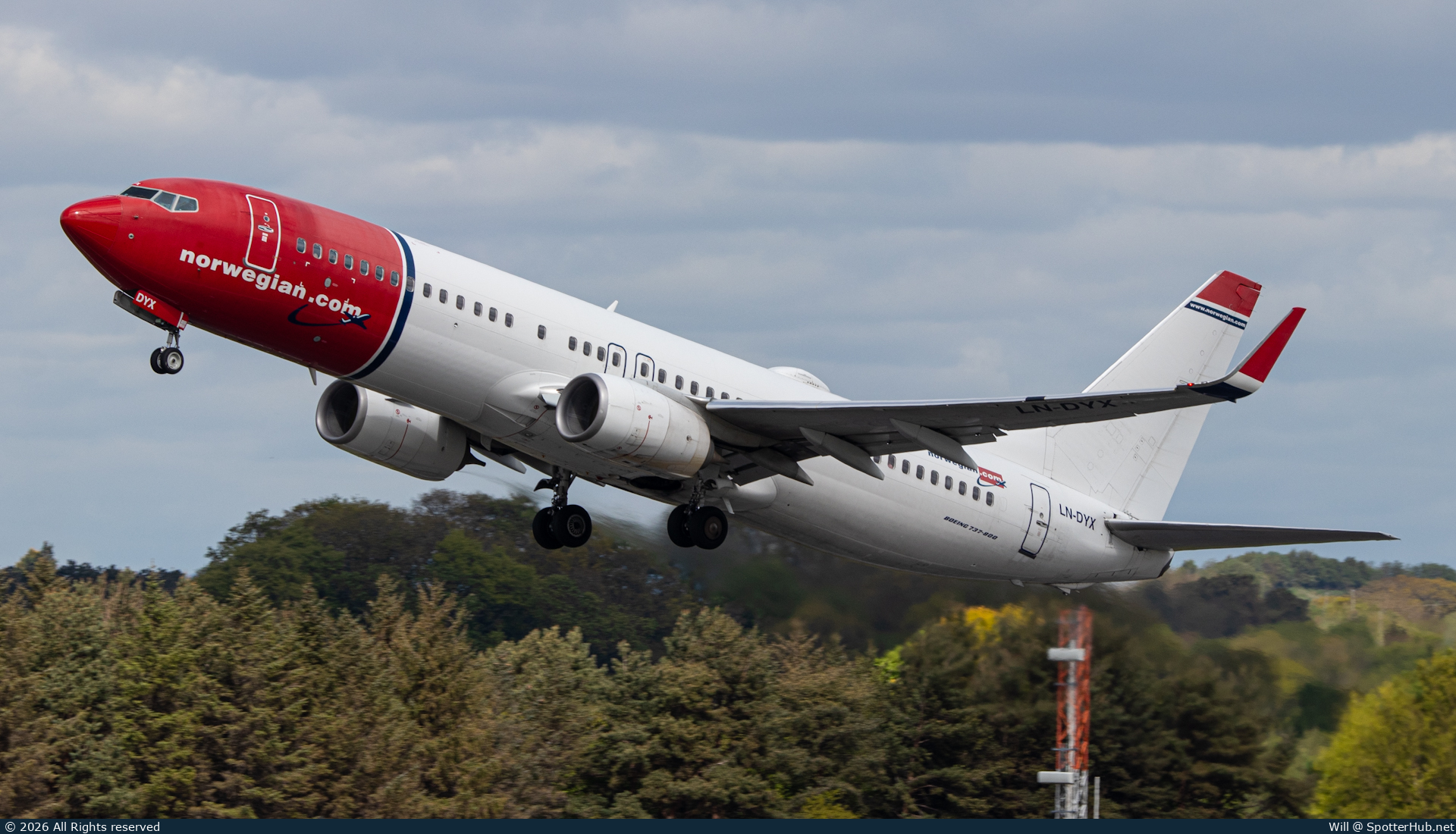 Photo of LN-DYX - Boeing 737-8JP operated by Norwegian Air Shuttle