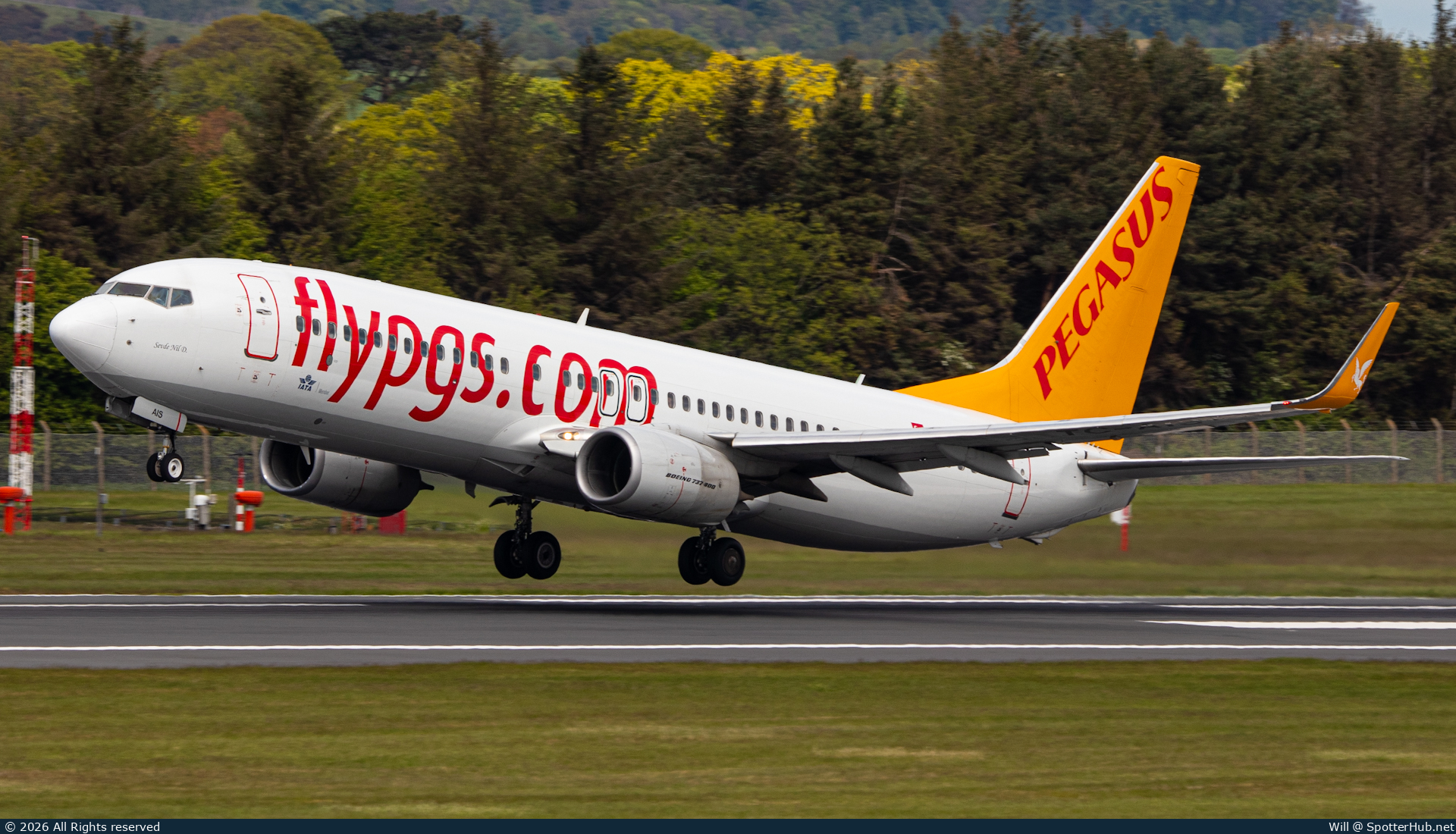 Photo of TC-AIS - Boeing 737-82R operated by Pegasus Airlines