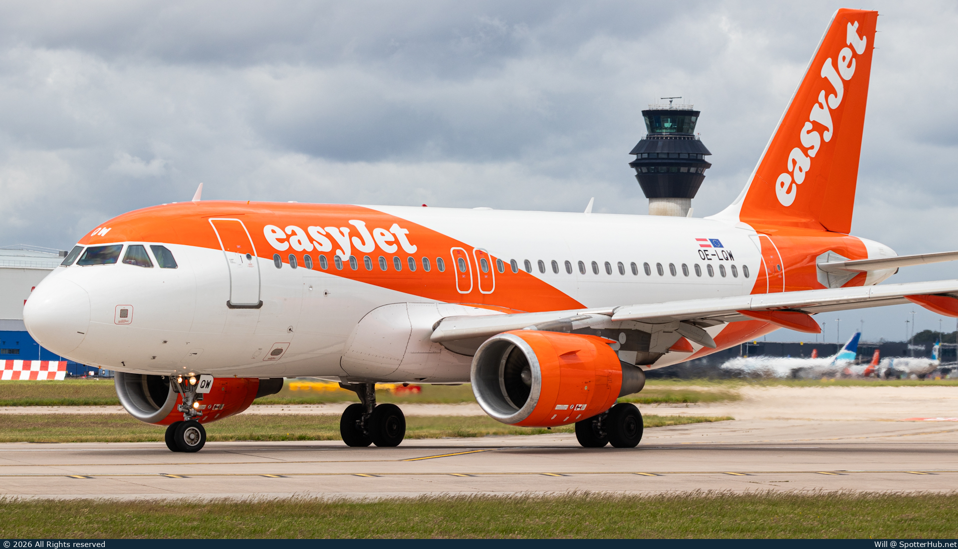 Photo of OE-LQW - Airbus A319-111 operated by easyJet Europe