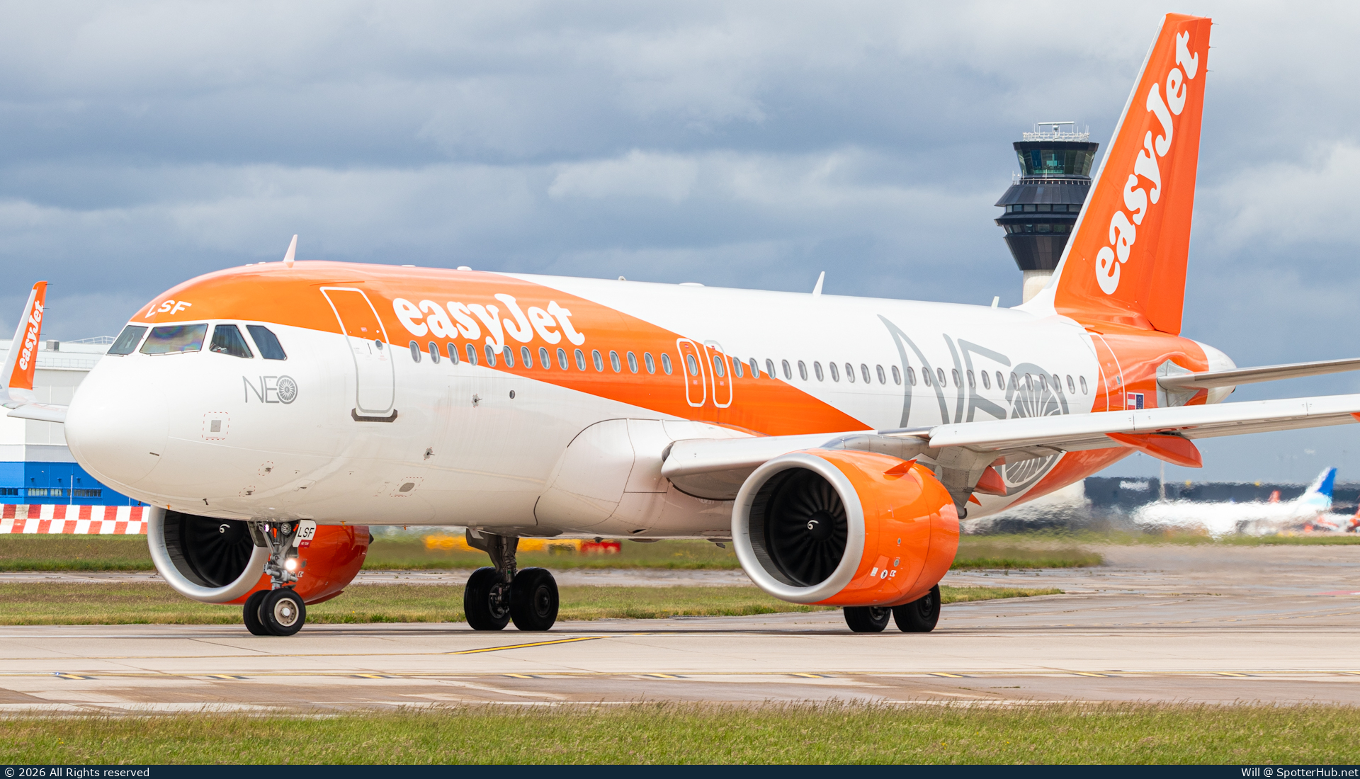 Photo of OE-LSF - Airbus A320-251N operated by easyJet Europe