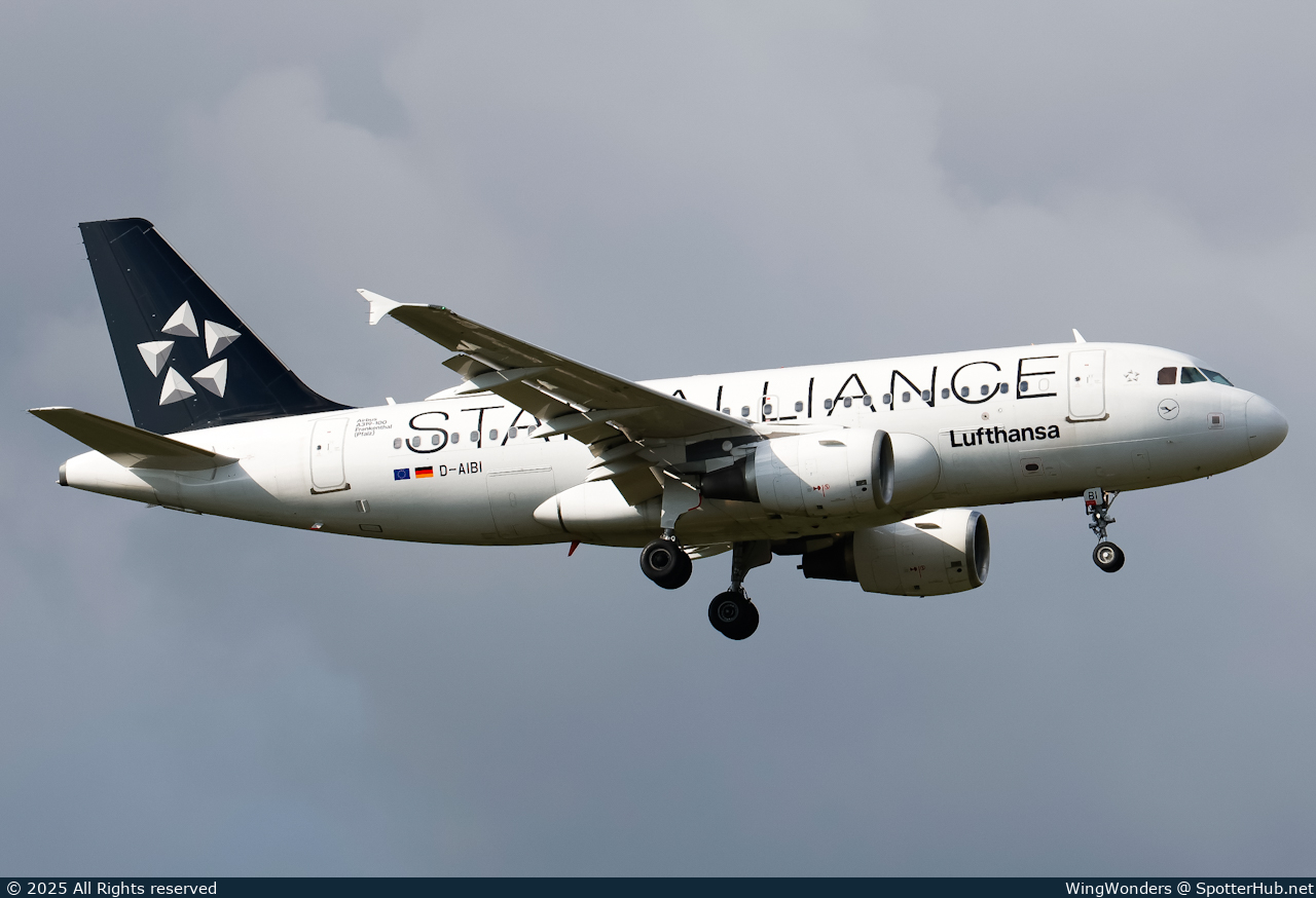Photo of D-AIBI - Airbus A319-112 operated by Lufthansa