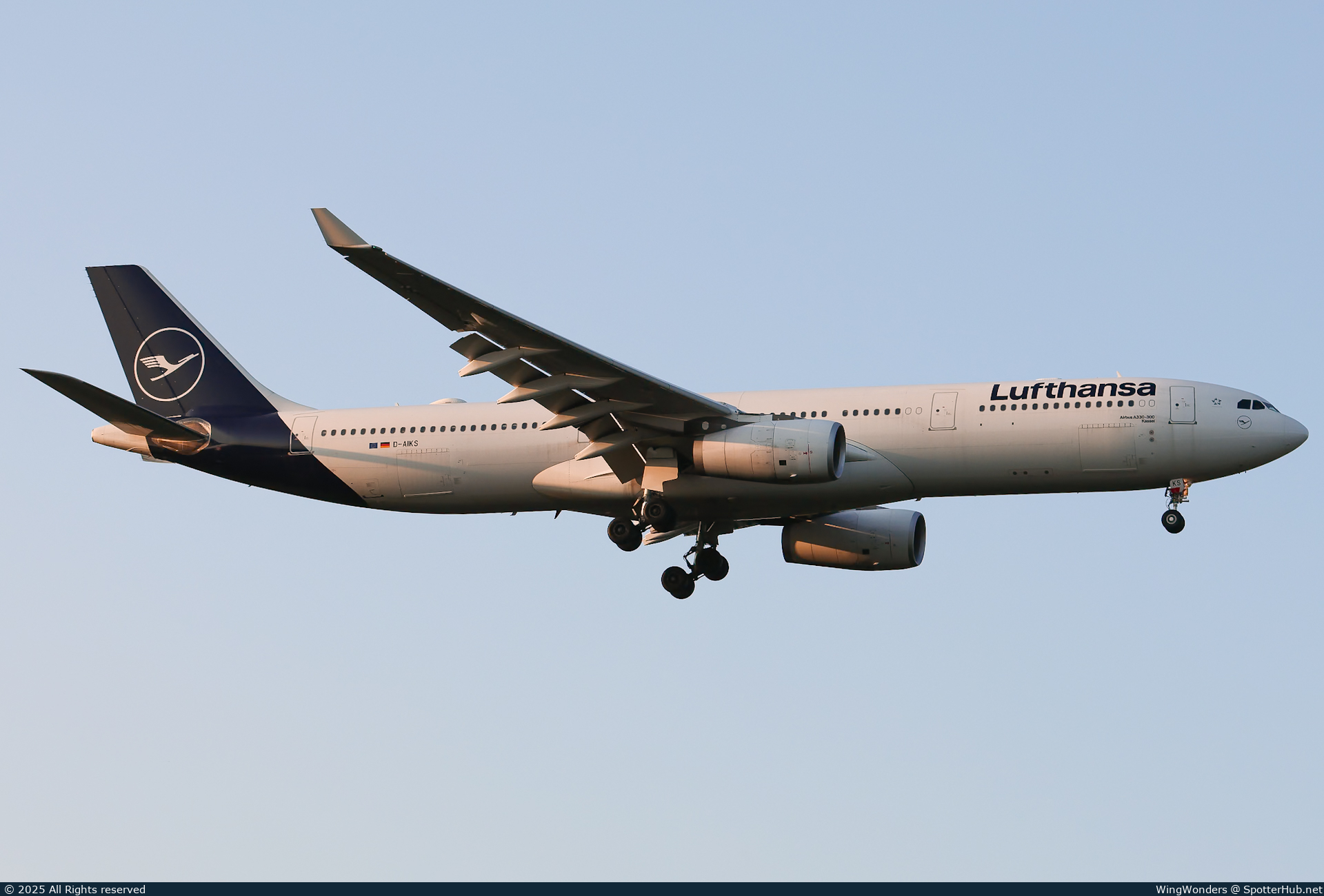Photo of D-AIKS - Airbus A330-343 operated by Lufthansa