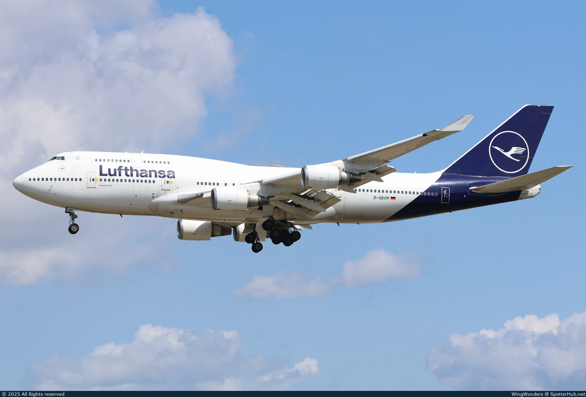Photo of D-ABVM - Boeing 747-430 operated by Lufthansa