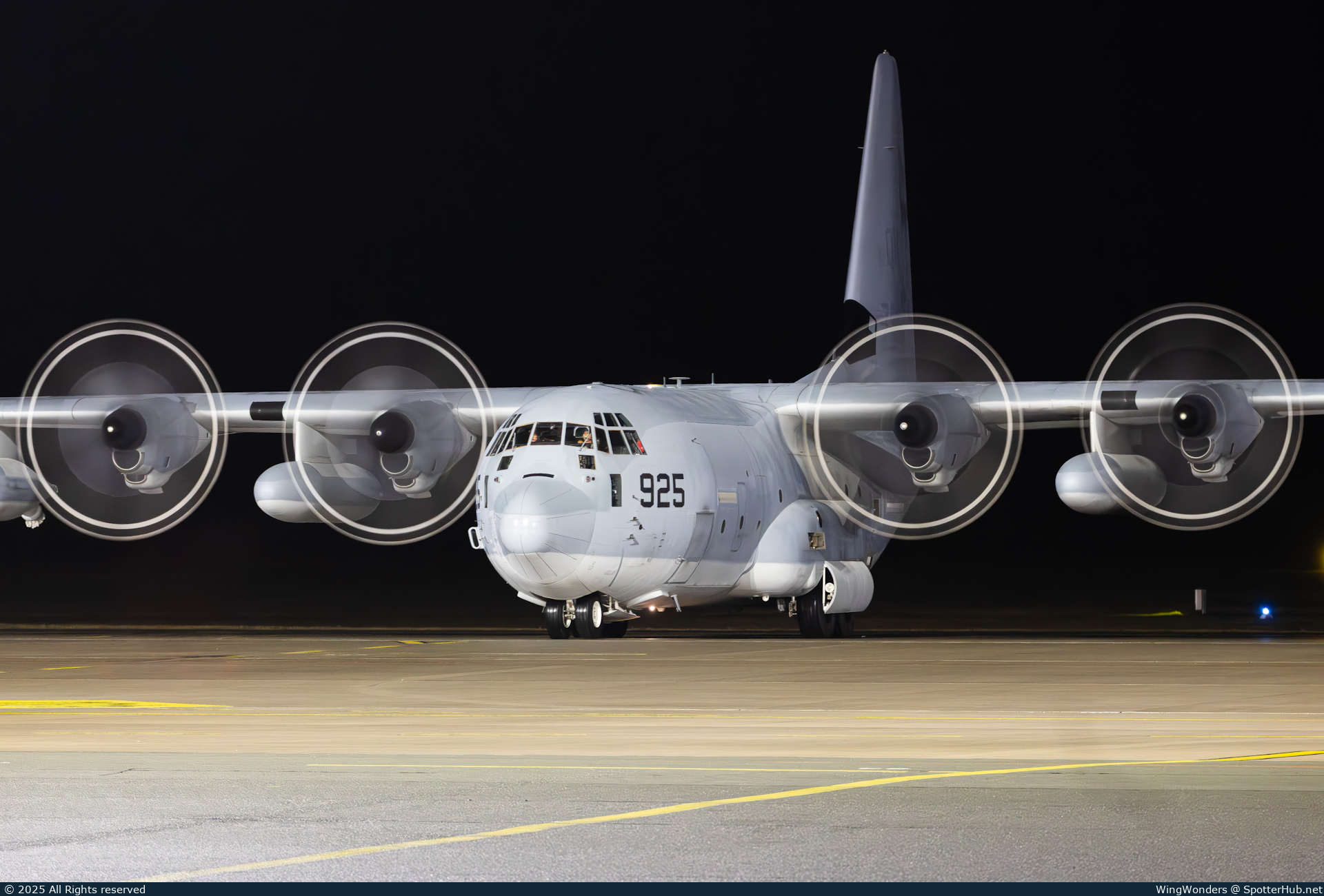 Photo of 167925 - Lockheed Martin KC-130J Super Hercules operated by US Marine Corps