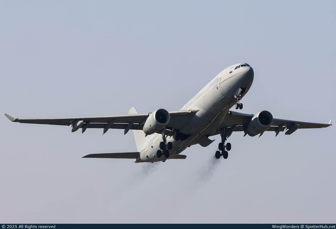 Photo of ZZ332 - Airbus A330-243(MRTT) Voyager KC.Mk 3 operated by Royal Air Force