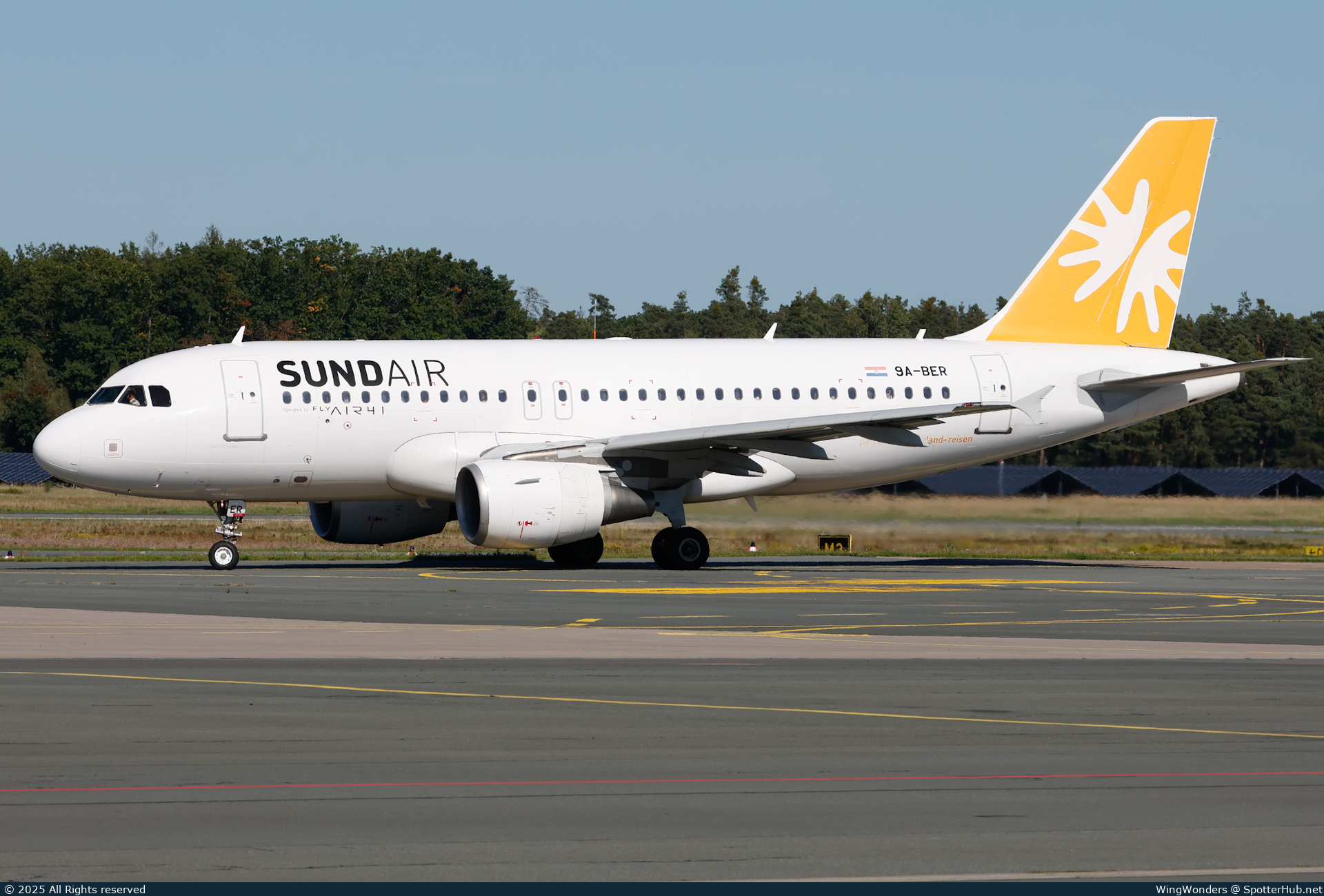 Photo of 9A-BER - Airbus A319-112 operated by Sundair (opb Fly Air41 Airways)