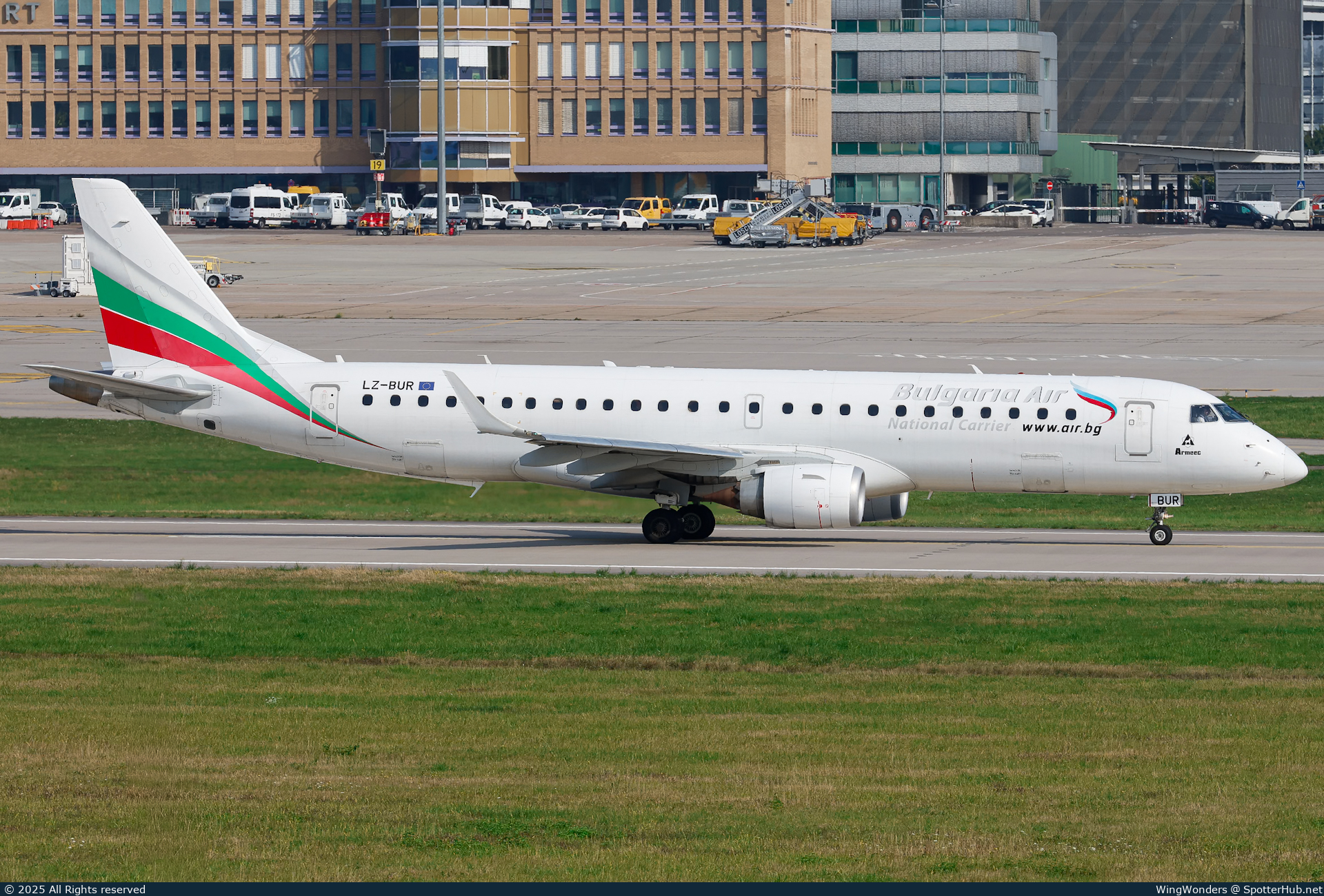 Photo of LZ-BUR - Embraer ERJ-190AR operated by Bulgaria Air