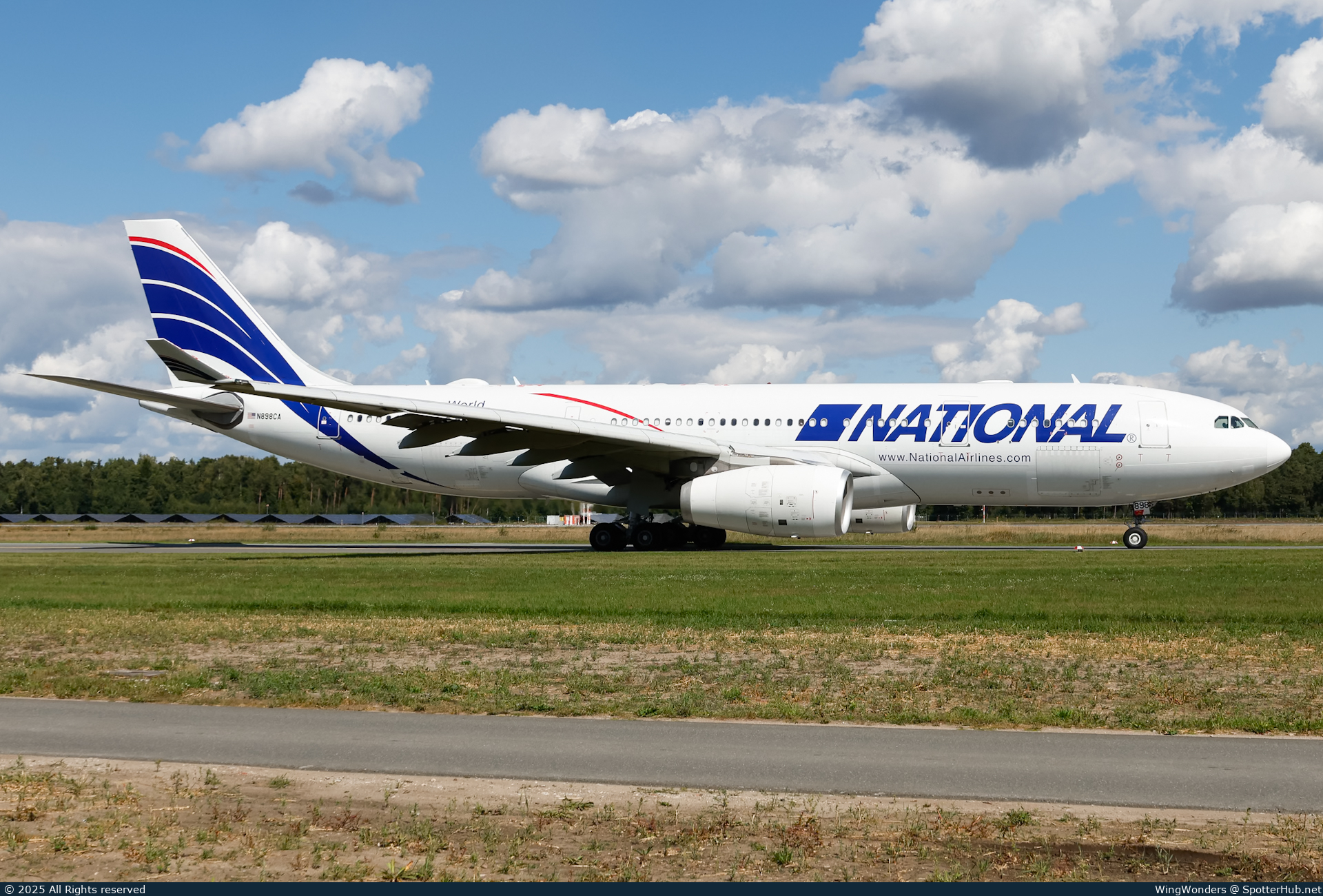 Photo of N898CA - Airbus A330-243 operated by National Airlines [2006]