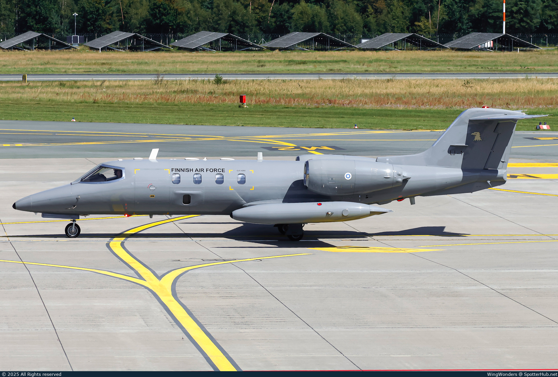 Photo of LJ-1 - Bombardier Learjet 35A operated by Finnish Air Force