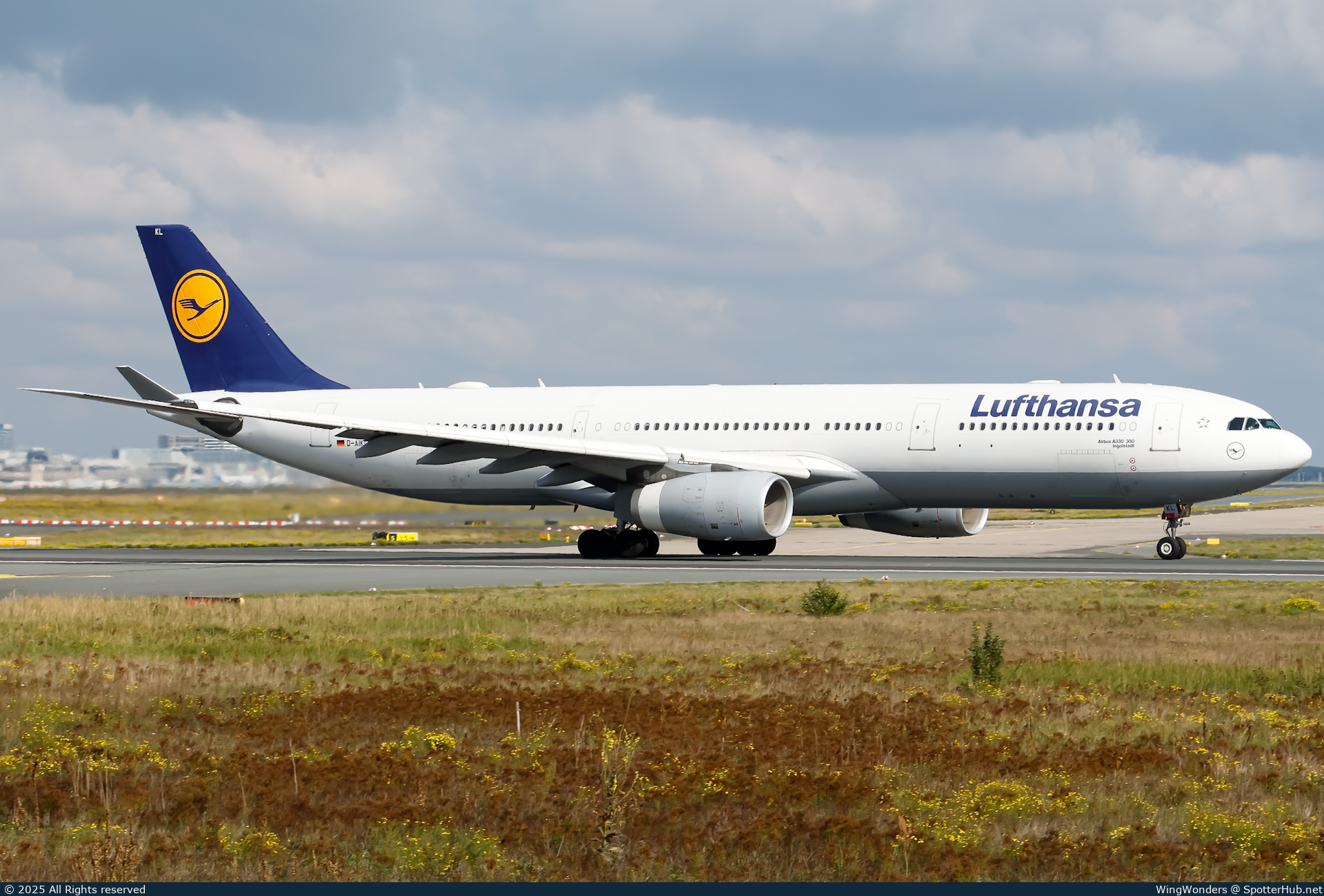 Photo of D-AIKL - Airbus A330-343 operated by Lufthansa