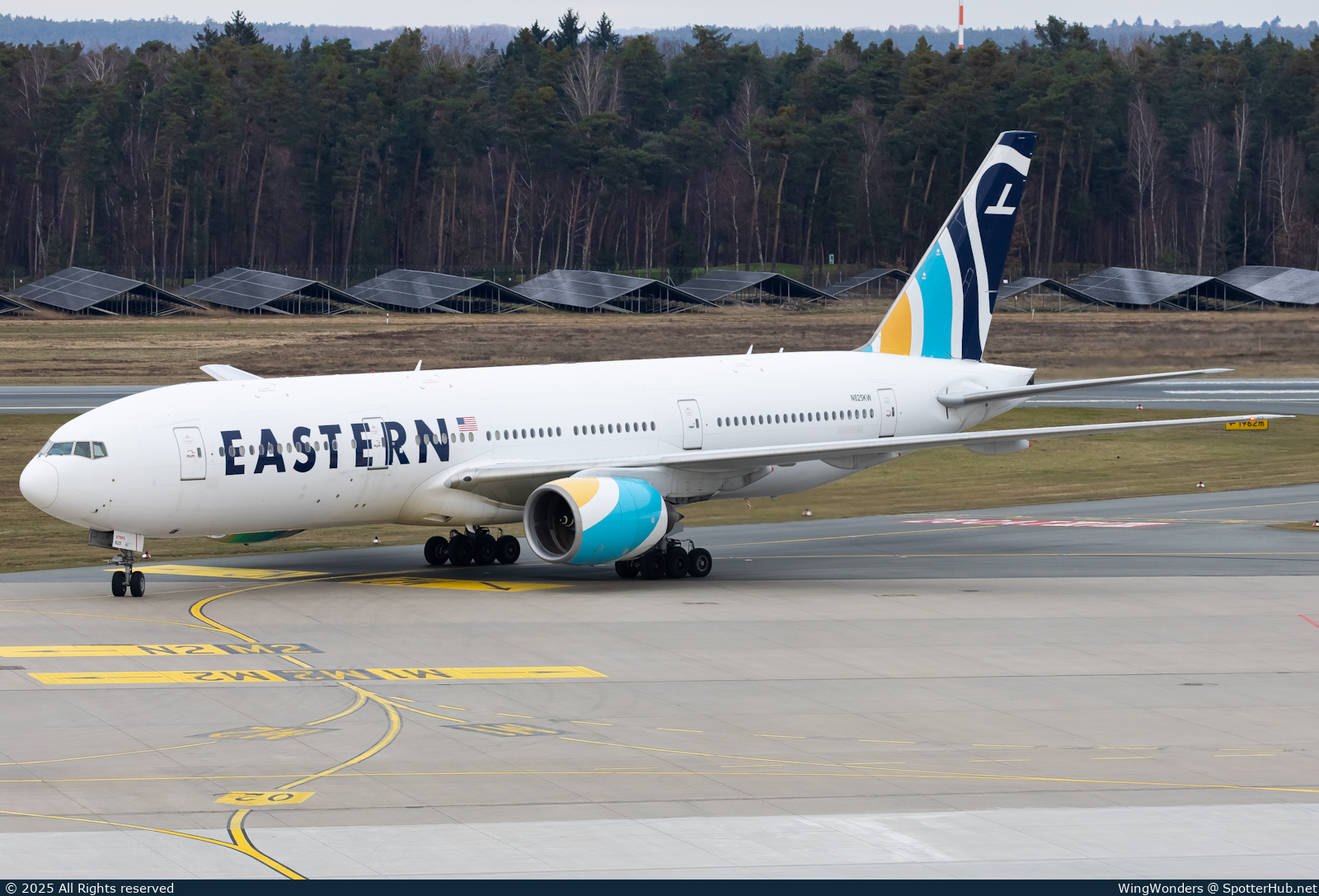 Photo of N825KW - Boeing 777-212(ER) operated by Eastern Airlines