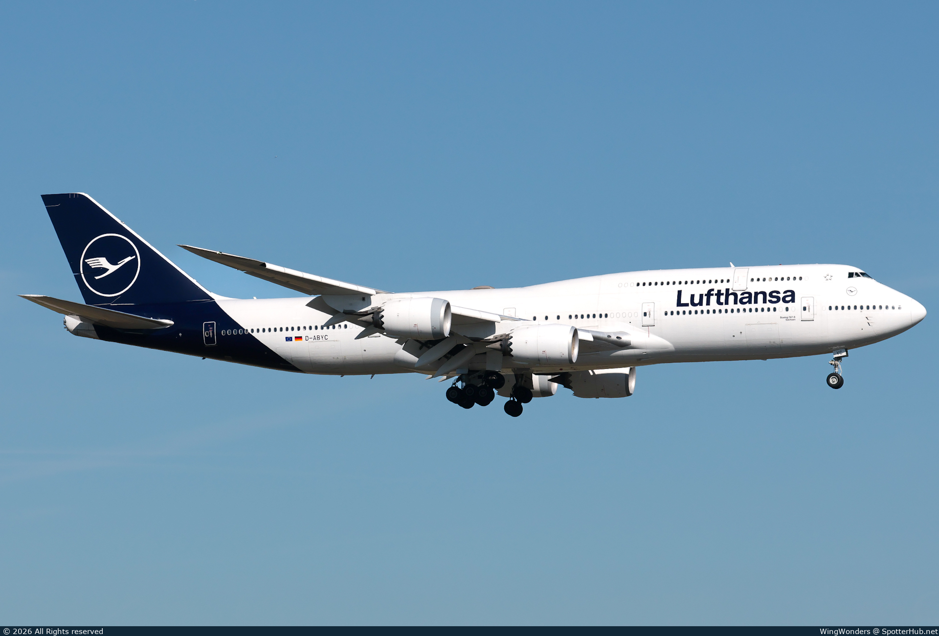 Photo of D-ABYC - Boeing 747-830 operated by Lufthansa