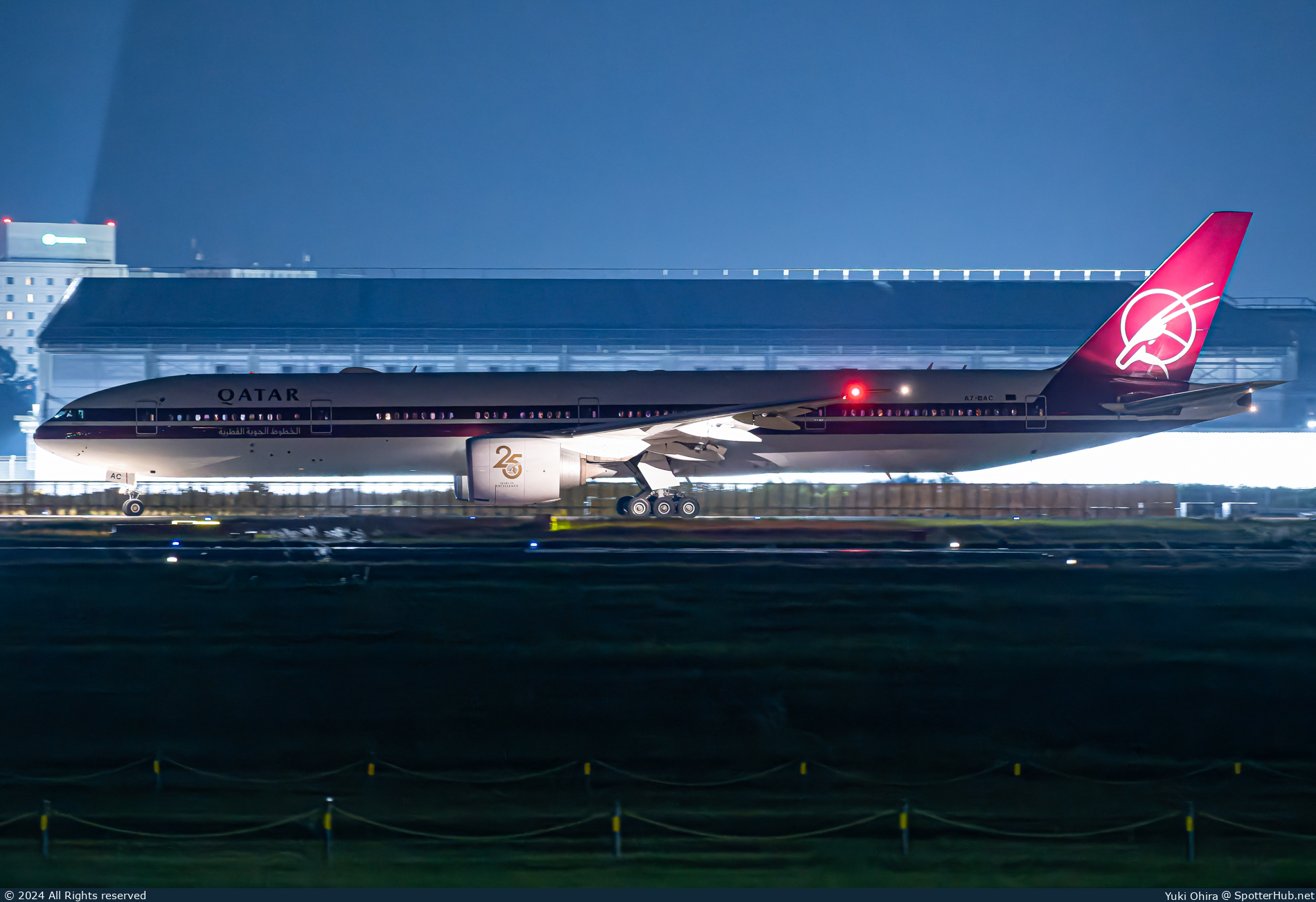 Photo of A7-BAC - Boeing 777-3DZ(ER) operated by Qatar Airways