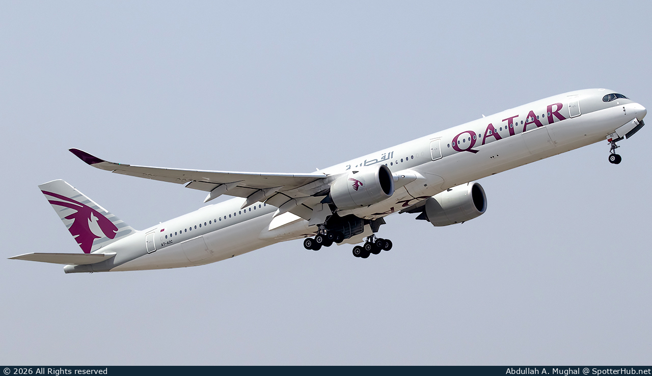 Photo of A7-AOC - Airbus A350-1041 operated by Qatar Airways