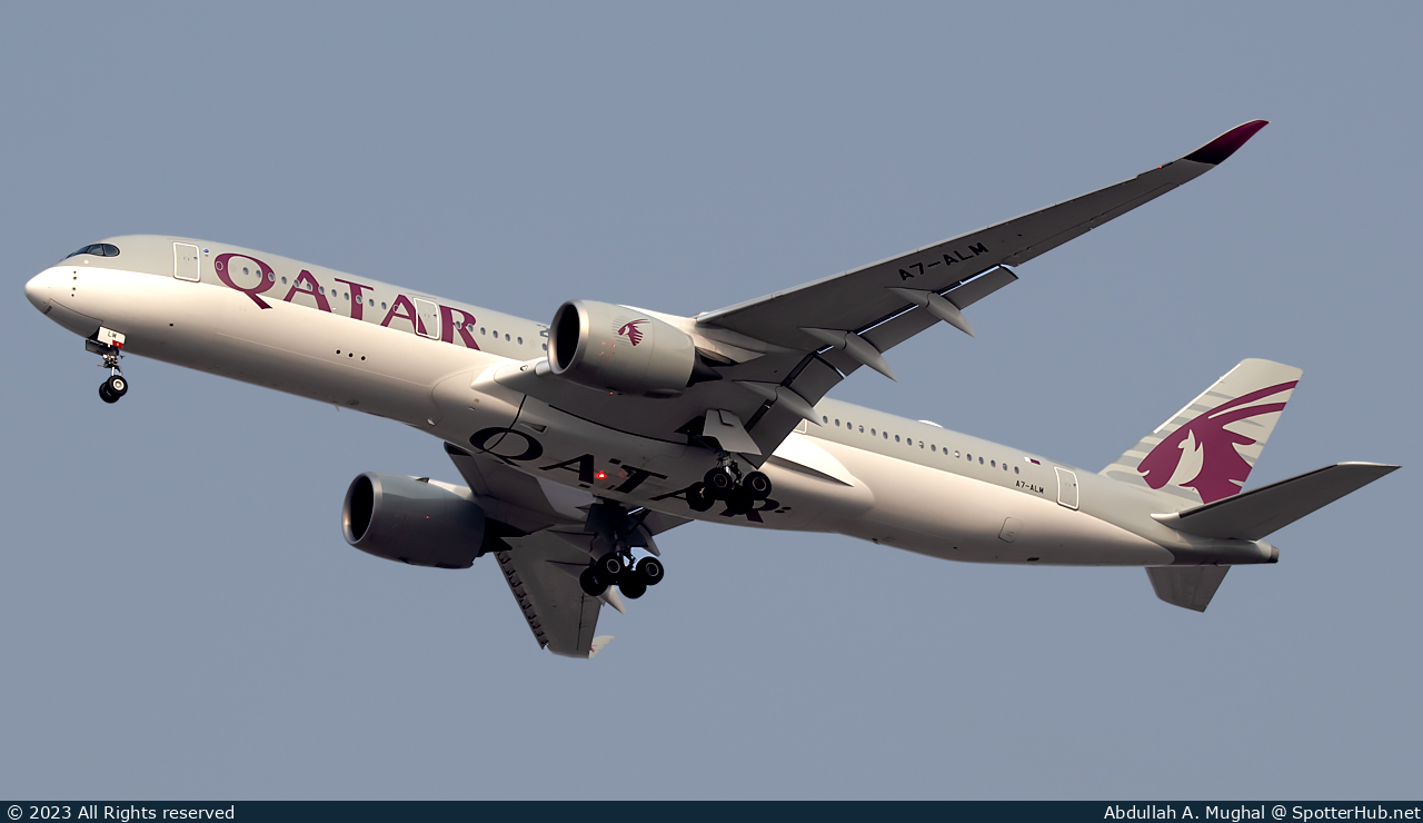 Photo of A7-ALM - Airbus A350-941 operated by Qatar Airways