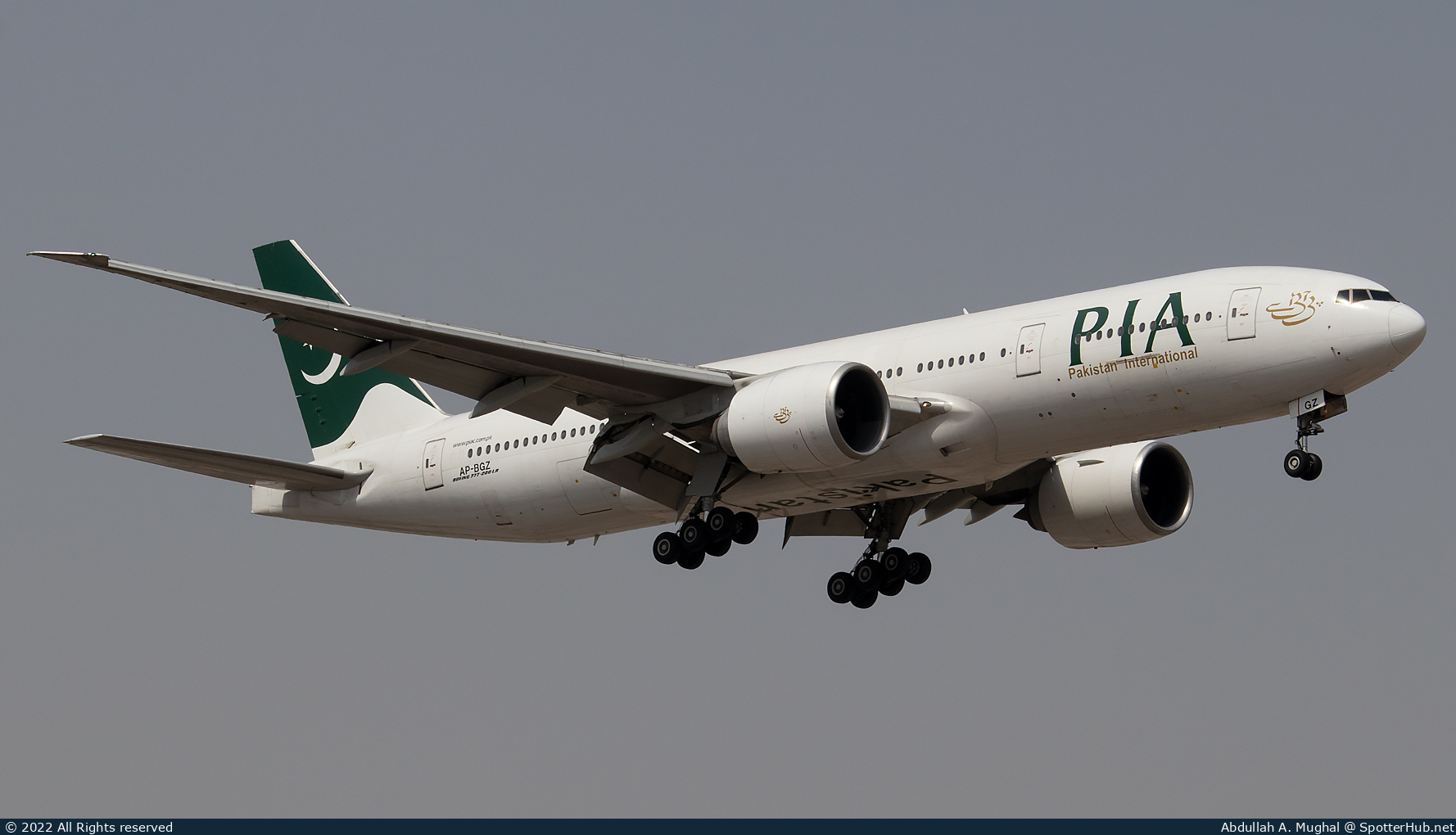 Photo of AP-BGZ - Boeing 777-240(LR) operated by PIA Pakistan International Airlines