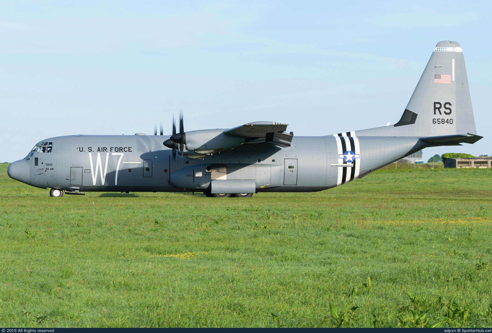 Photo of 16-5840 - Lockheed Martin C-130J-30 Super Hercules operated by US Air Force
