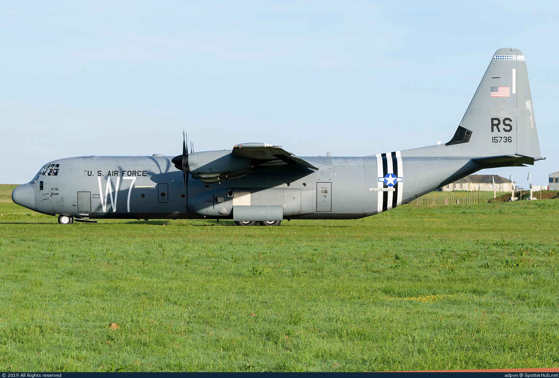 Photo of 11-5736 - Lockheed Martin C-130J-30 Super Hercules operated by US Air Force