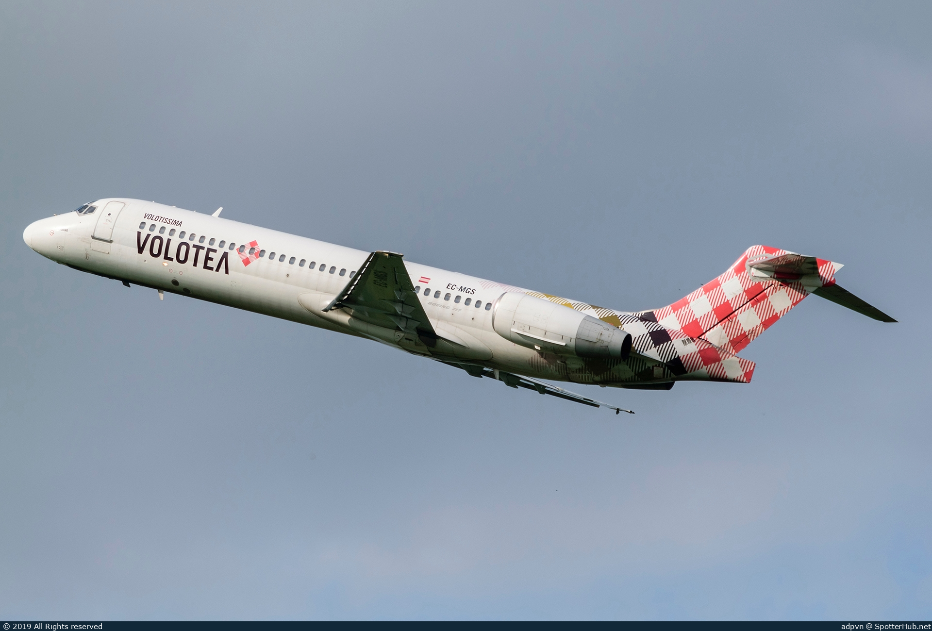 Photo of EC-MGS - Boeing 717-2CM operated by Volotea