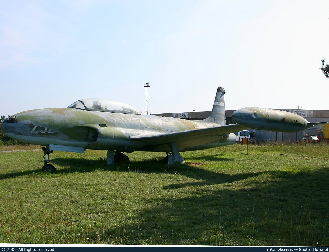 Photo of 10252 - Lockheed TV-2 Shooting Star