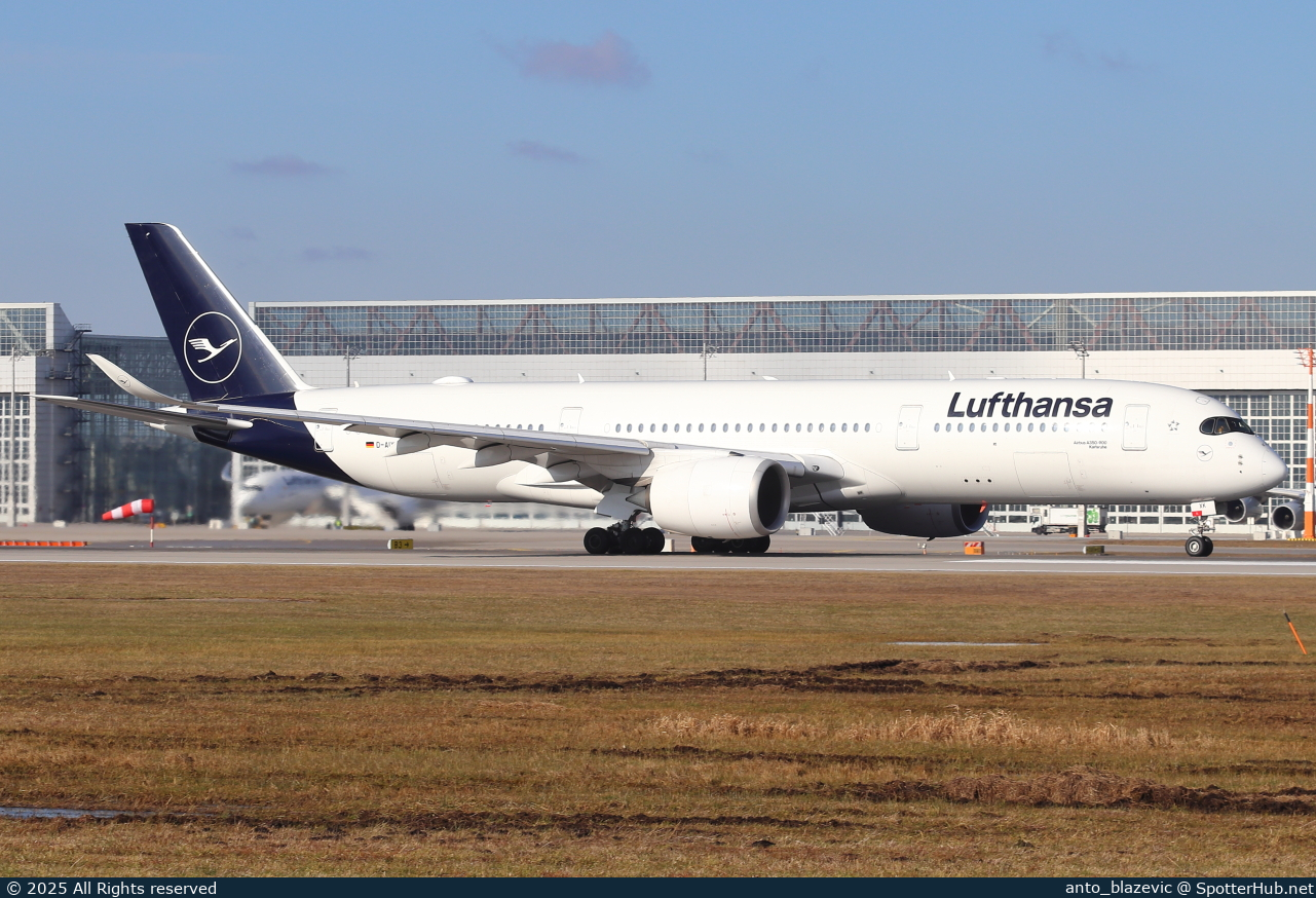 Photo of D-AIXK - Airbus A350-941 operated by Lufthansa