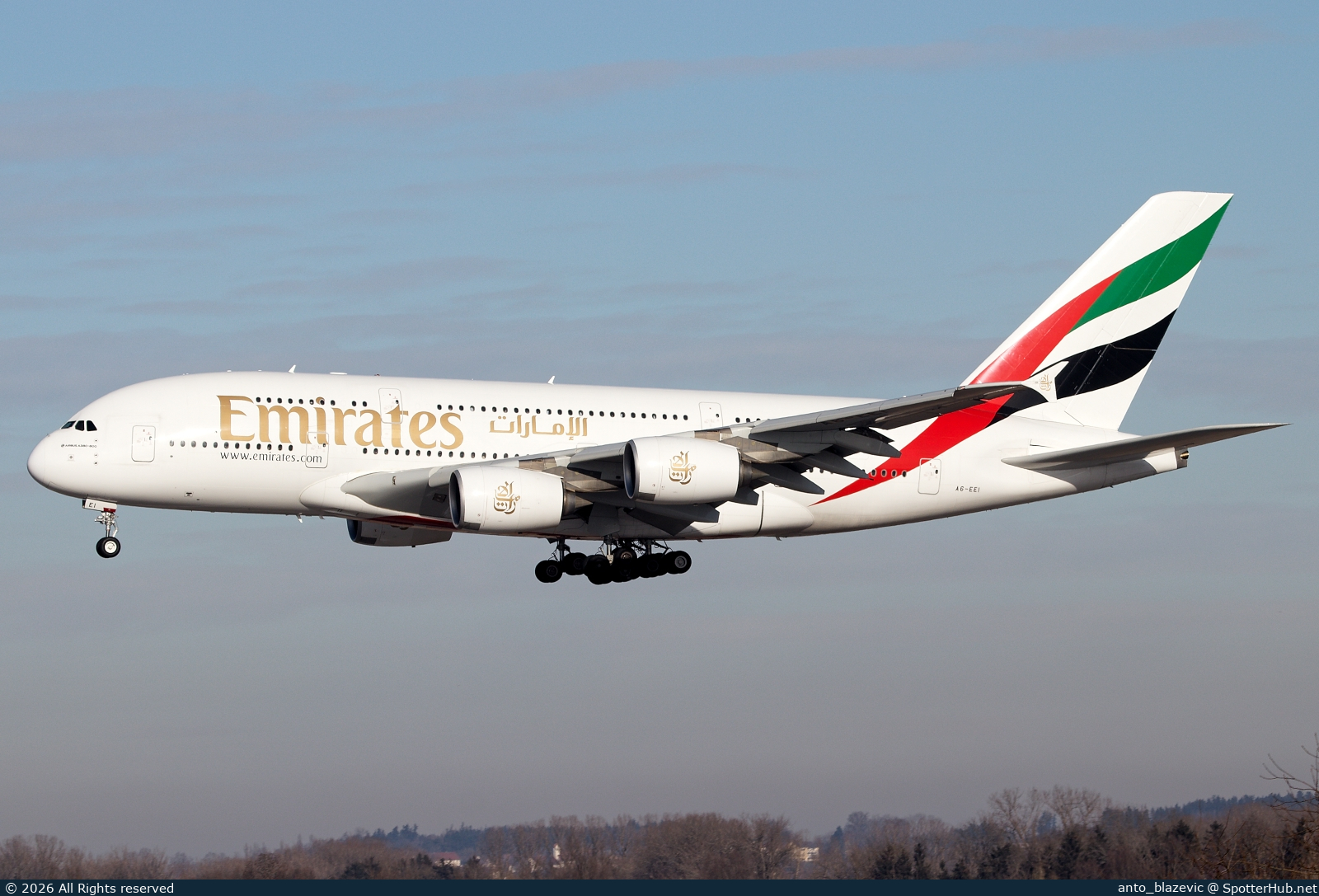Photo of A6-EEI - Airbus A380-861 operated by Emirates