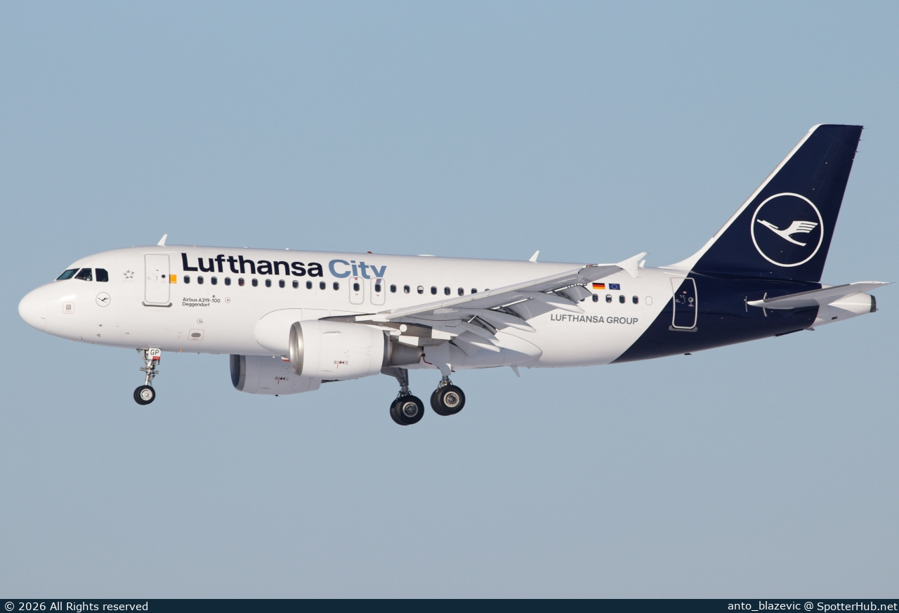 Photo of D-ABGP - Airbus A319-112 operated by Lufthansa City Airlines