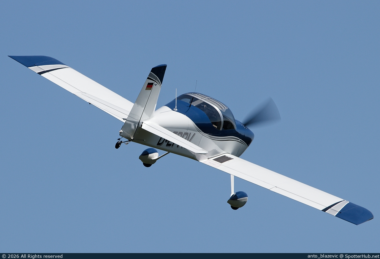 Photo of D-EPRV - Vans RV-7 operated by Private