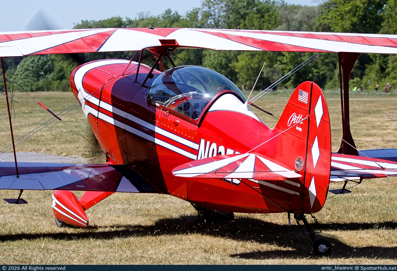 Photo of N92ED - Pitts S-2B Special operated by Private