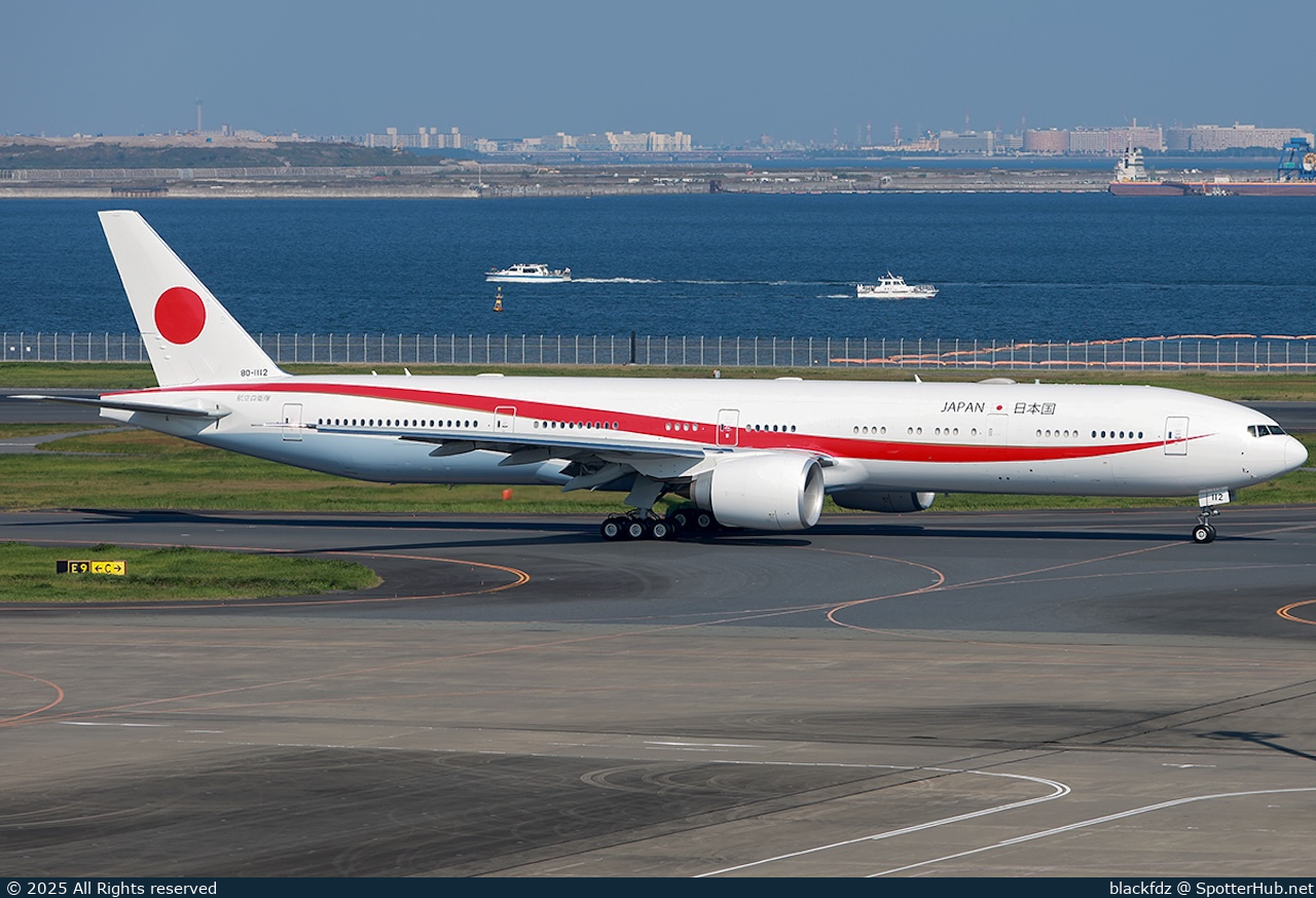 Photo of 80-1112 - Boeing 777-3SB(ER) operated by Japan Air Self-Defense Force