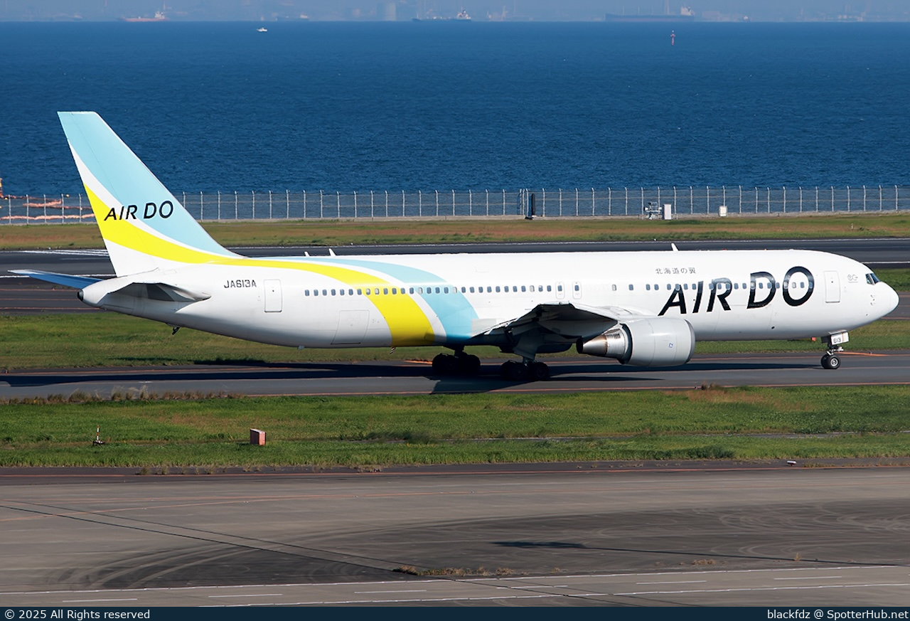 Photo of JA613A - Boeing 767-381(ER) operated by Air Do