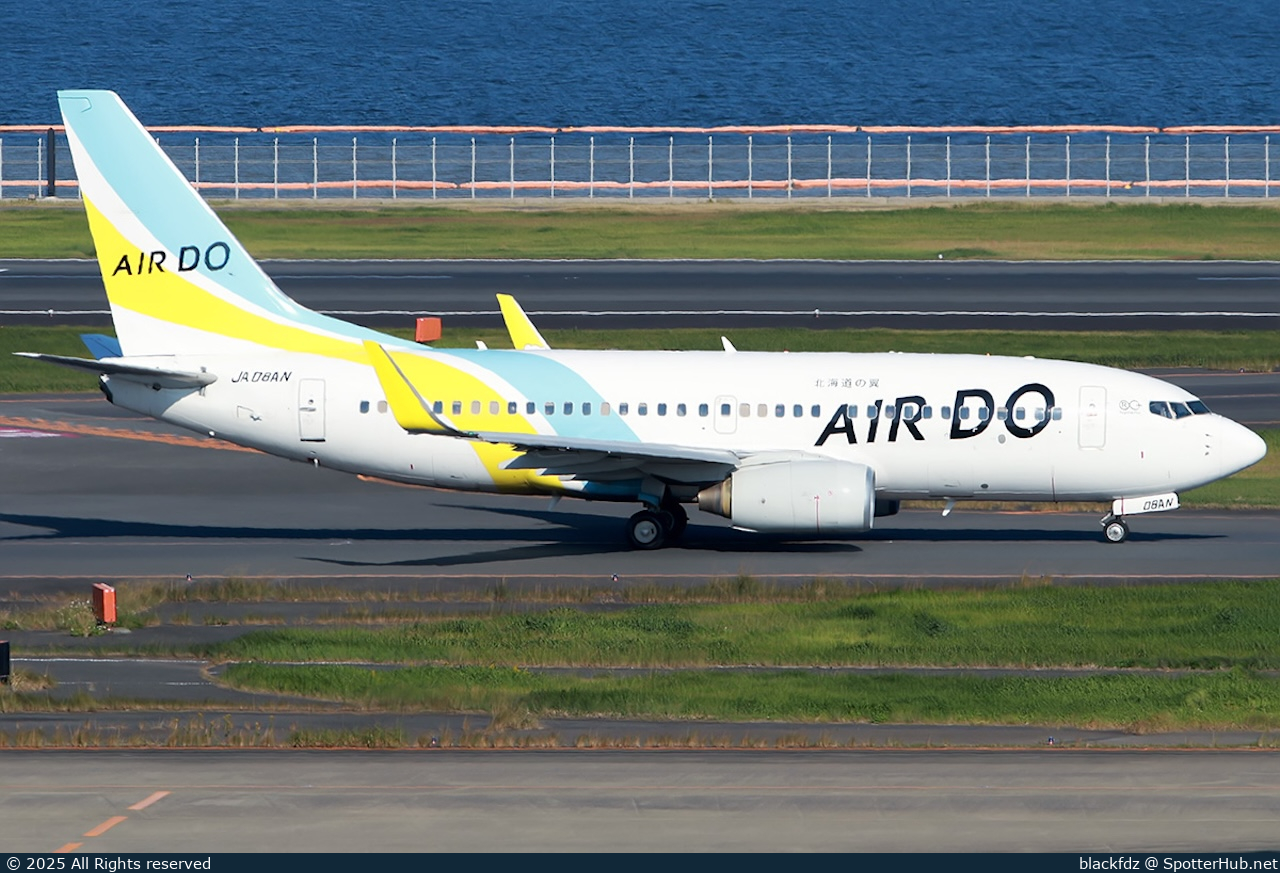 Photo of JA08AN - Boeing 737-781 operated by Air Do