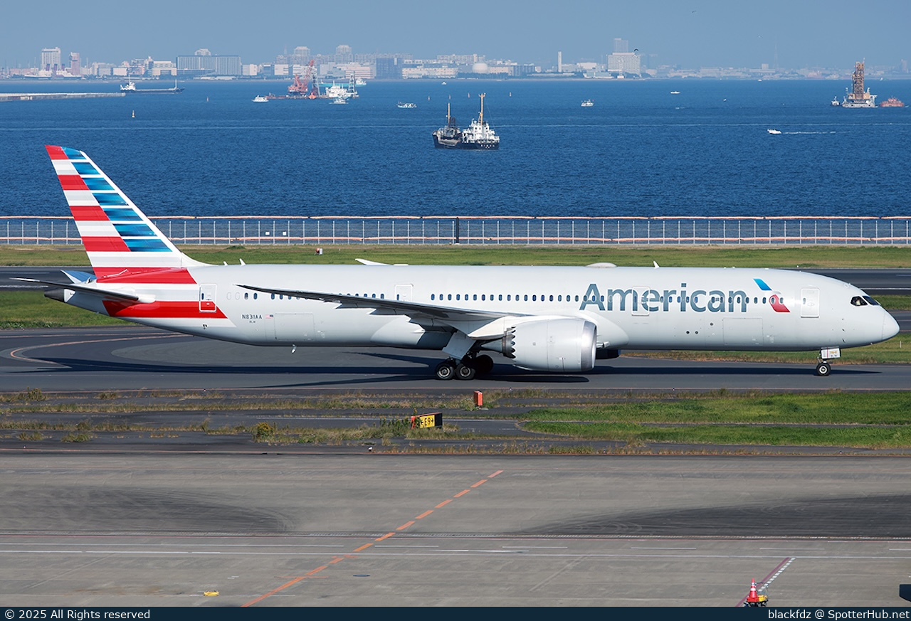Photo of N831AA - Boeing 787-9 Dreamliner operated by American Airlines